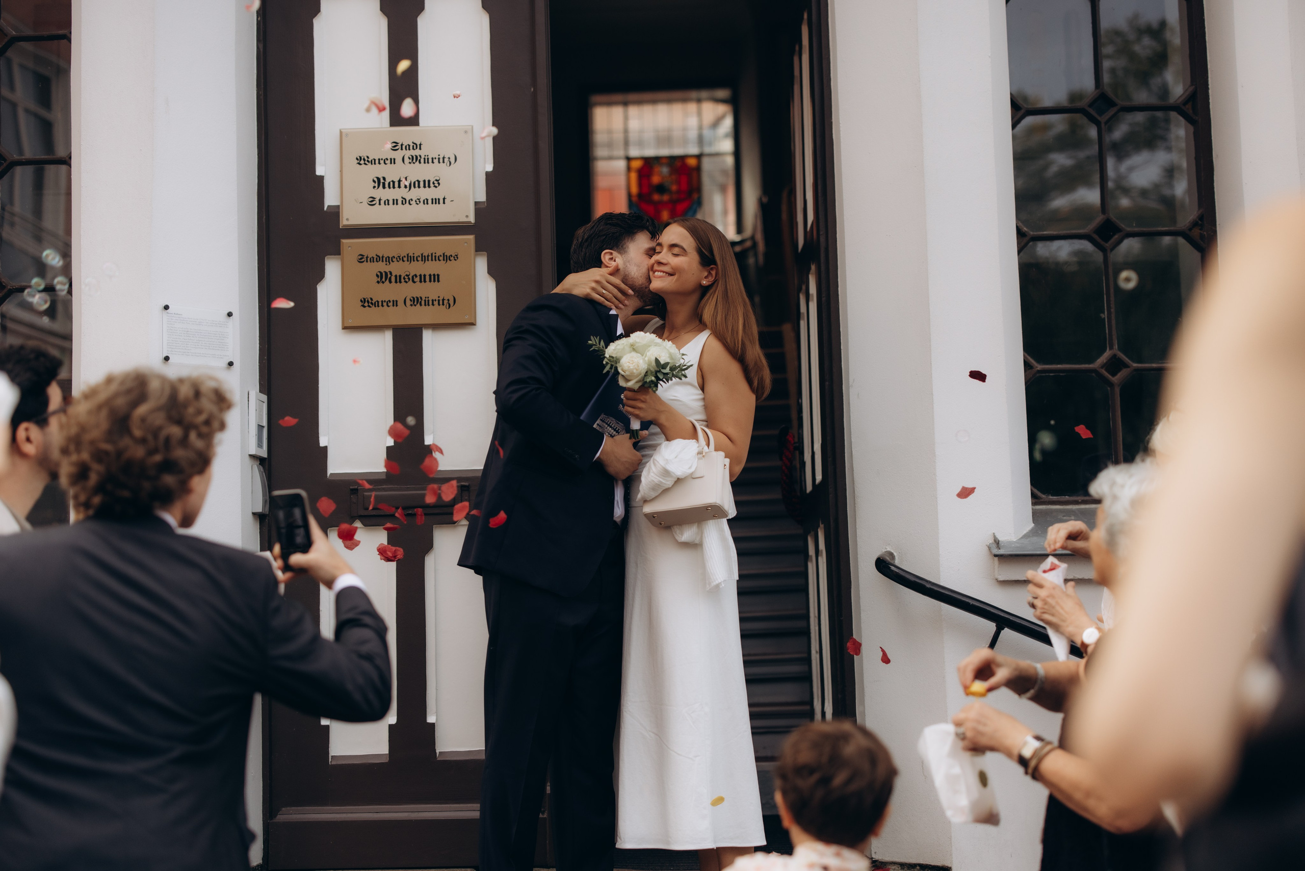 Hochzeit in Waren (Müritz). Hochzeitsfotograf in Potsdam — Alister Licht