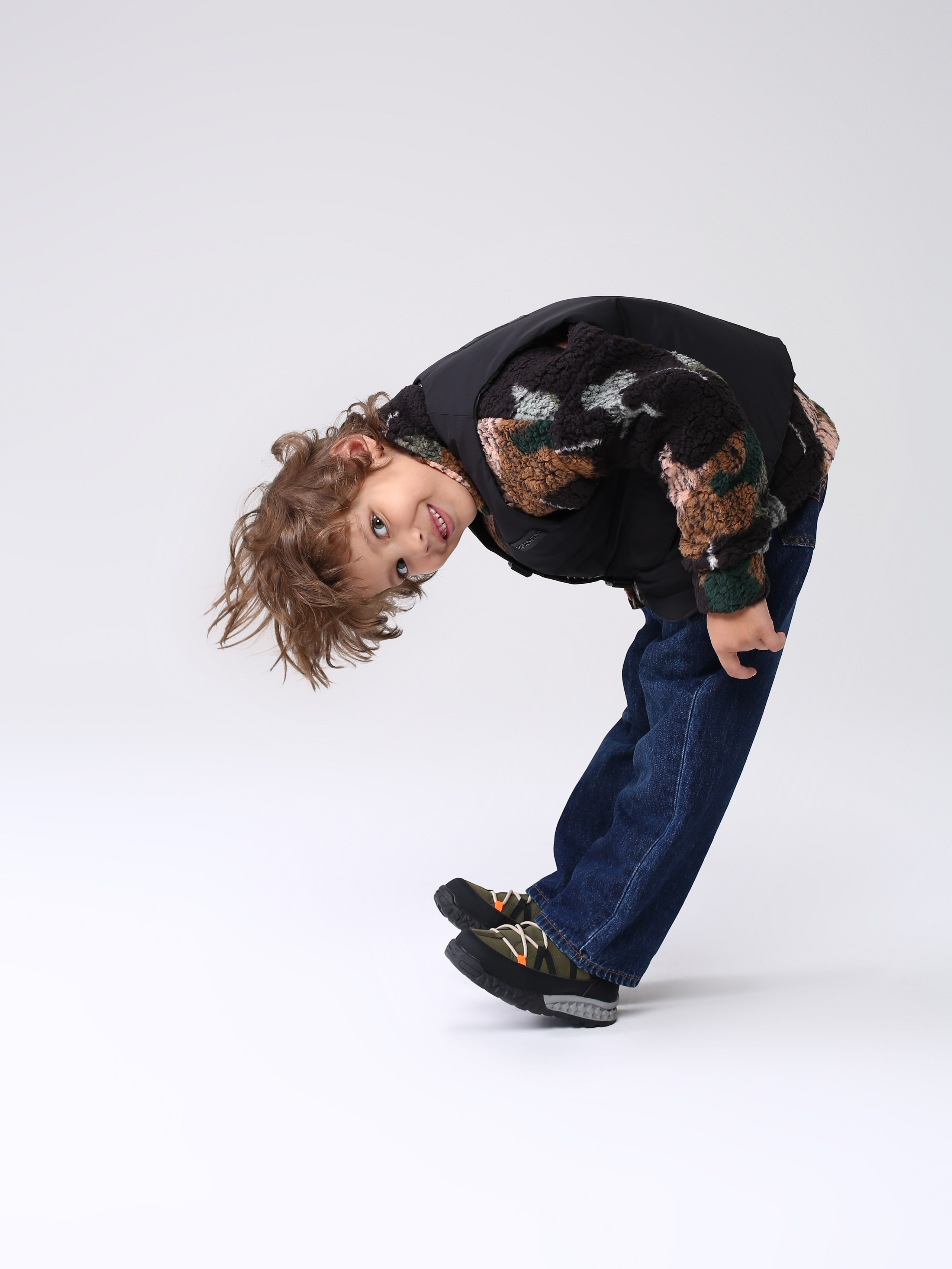 "Профессиональная детская фотосъемка для семейных портретов и воспоминаний""Высококачественная детская съемка новорожденных и малышей в студии""Рекламная детская фотосъемка для альбомов и подарков""Студийная детская съемка с креативными декорациями и позами""Коммерческая детская фотосъемка для маркетинга детских товаров""Фотография детской съемки с акцентом на эмоции и улыбки""Семейная детская съемка для портфолио и социальных сетей""Профессиональная детская фотосъемка с мягким освещением""Рекламные фото детской съемки для сайтов и брошюр""Высокоточная детская съемка для воспоминаний и презентаций""Детская фотосъемка высокого разрешения для семейных альбомов""Коммерческая детская съемка с фокусом на радость и развитие""Студийная фотосъемка детской съемки для брендов и маркетинга""Фотографии детской съемки для подарков и увеличения клиентов""Профессиональная детская съемка для каталогов и семейных историй" "Профессиональная каталожная фотосъемка товаров для e-commerce и интернет-магазинов""Высококачественная каталожная съемка одежды и аксессуаров с белым фоном""Рекламная каталожная фотосъемка для маркетинга продуктов и брендов""Студийная каталожная съемка с детальной проработкой текстур и материалов""Коммерческая каталожная фотосъемка для каталогов и онлайн-платформ""Фотография каталожной съемки с акцентом на дизайн и презентацию товаров""Предметная каталожная съемка для увеличения продаж в e-commerce""Профессиональная каталожная фотосъемка с использованием студийного освещения""Рекламные фото каталожной съемки для сайтов и социальных сетей""Высокоточная каталожная съемка товаров для презентаций и брошюр""Каталожная фотосъемка высокого разрешения для онлайн-магазинов""Коммерческая каталожная съемка с фокусом на качество и детализацию""Студийная каталожная фотосъемка для брендов и ритейла""Фотографии каталожной съемки для маркетинговых кампаний""Профессиональная каталожная съемка для каталогов и увеличения конверсии"