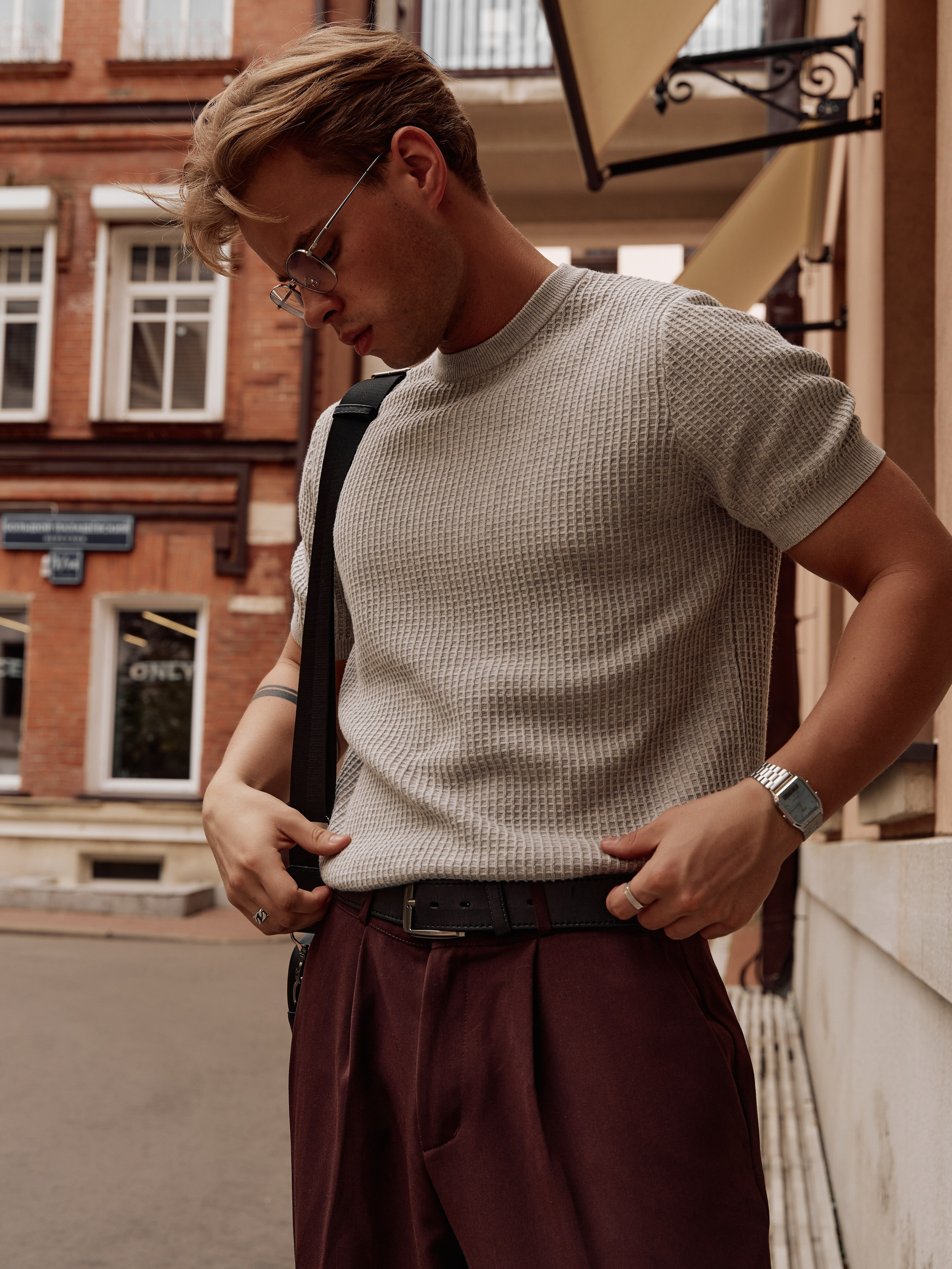 Футболки. Фотограф для маркетплейсов в Москве