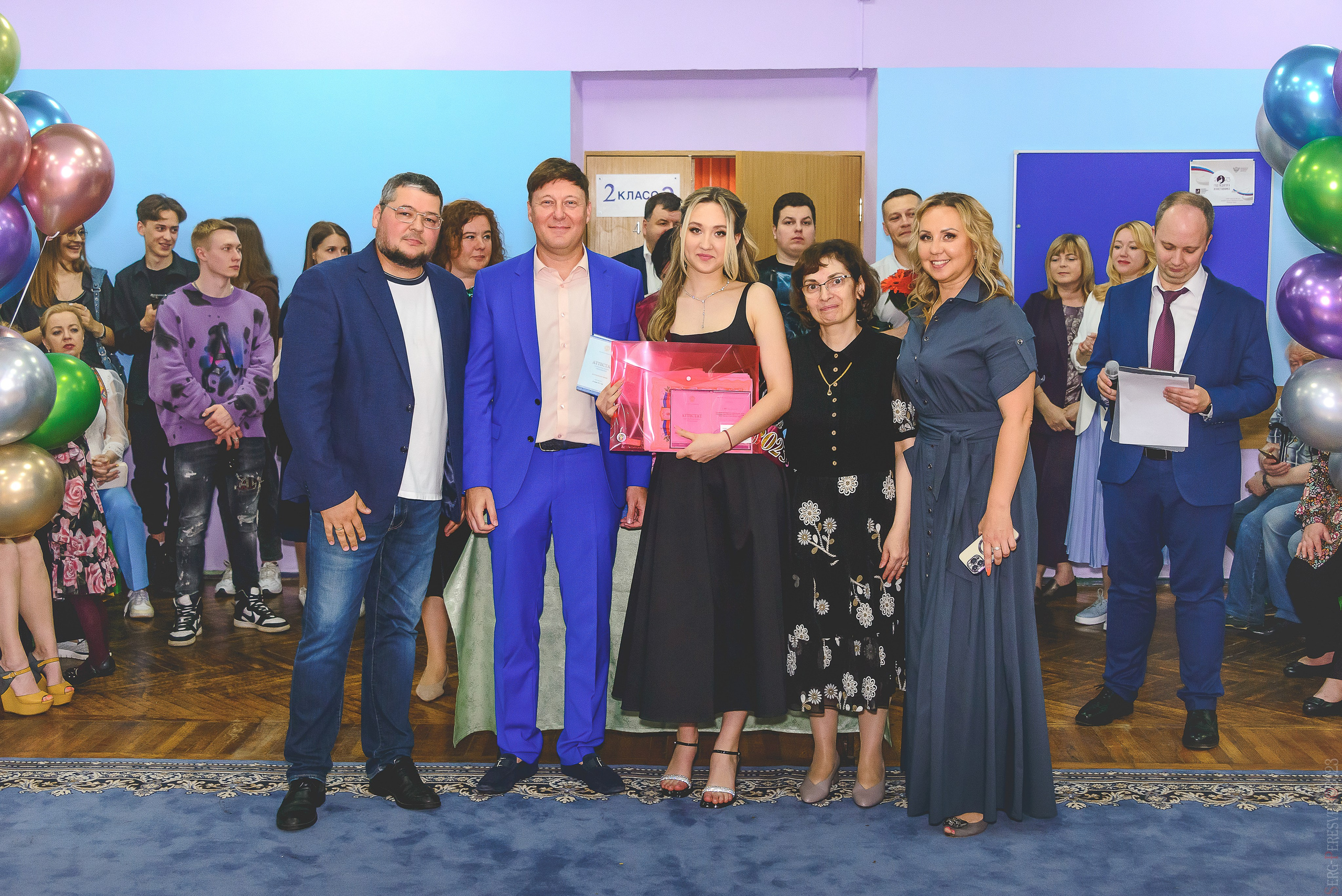 Выпускной 11 класс. Ваш фотограф на праздник в Москве, Раменском, Жуковском, Люберцах