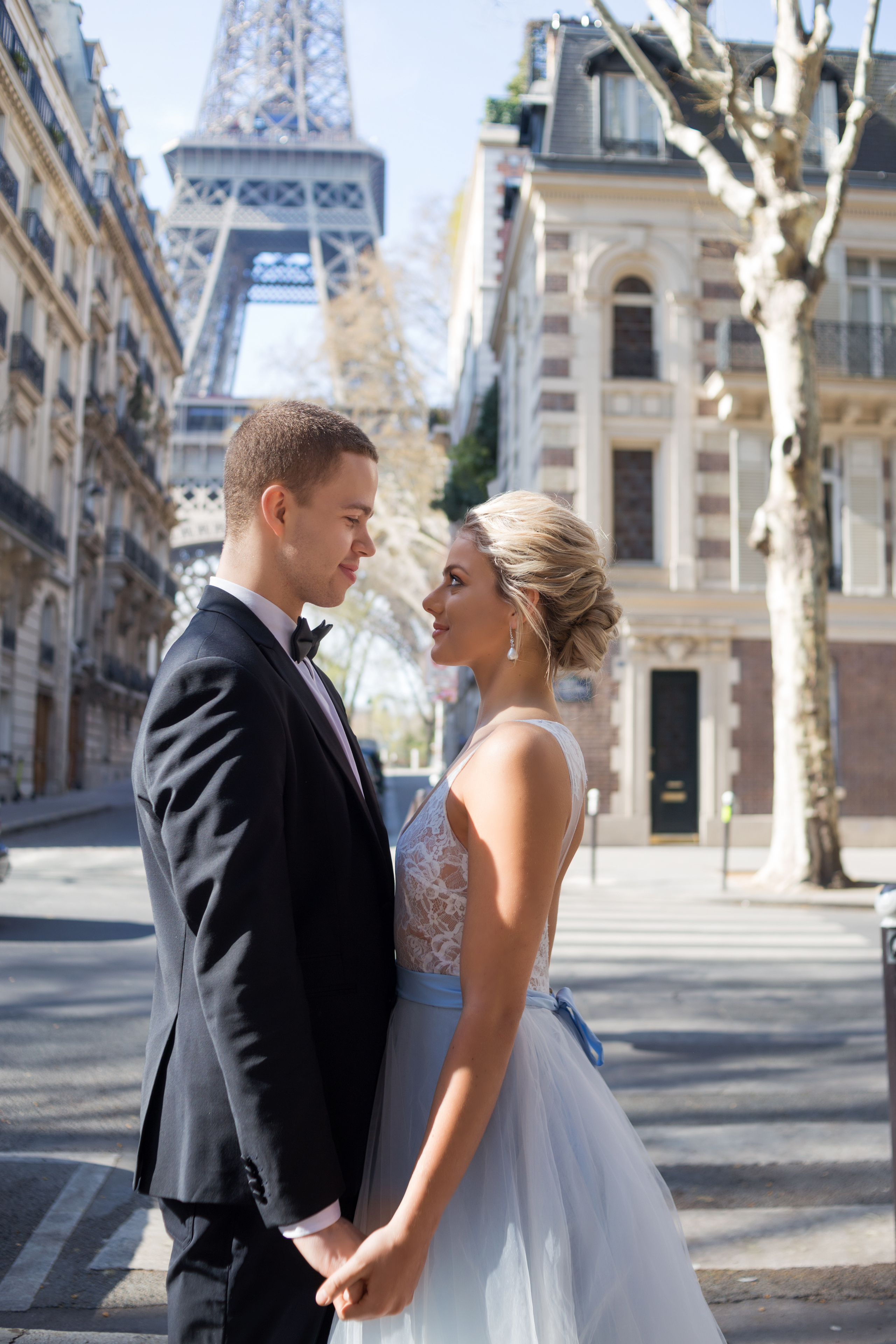 Свадебная фотосъемка для Райли и Мики в Париже. Свадебный и семейный фотограф в Москве Евгения Лисина