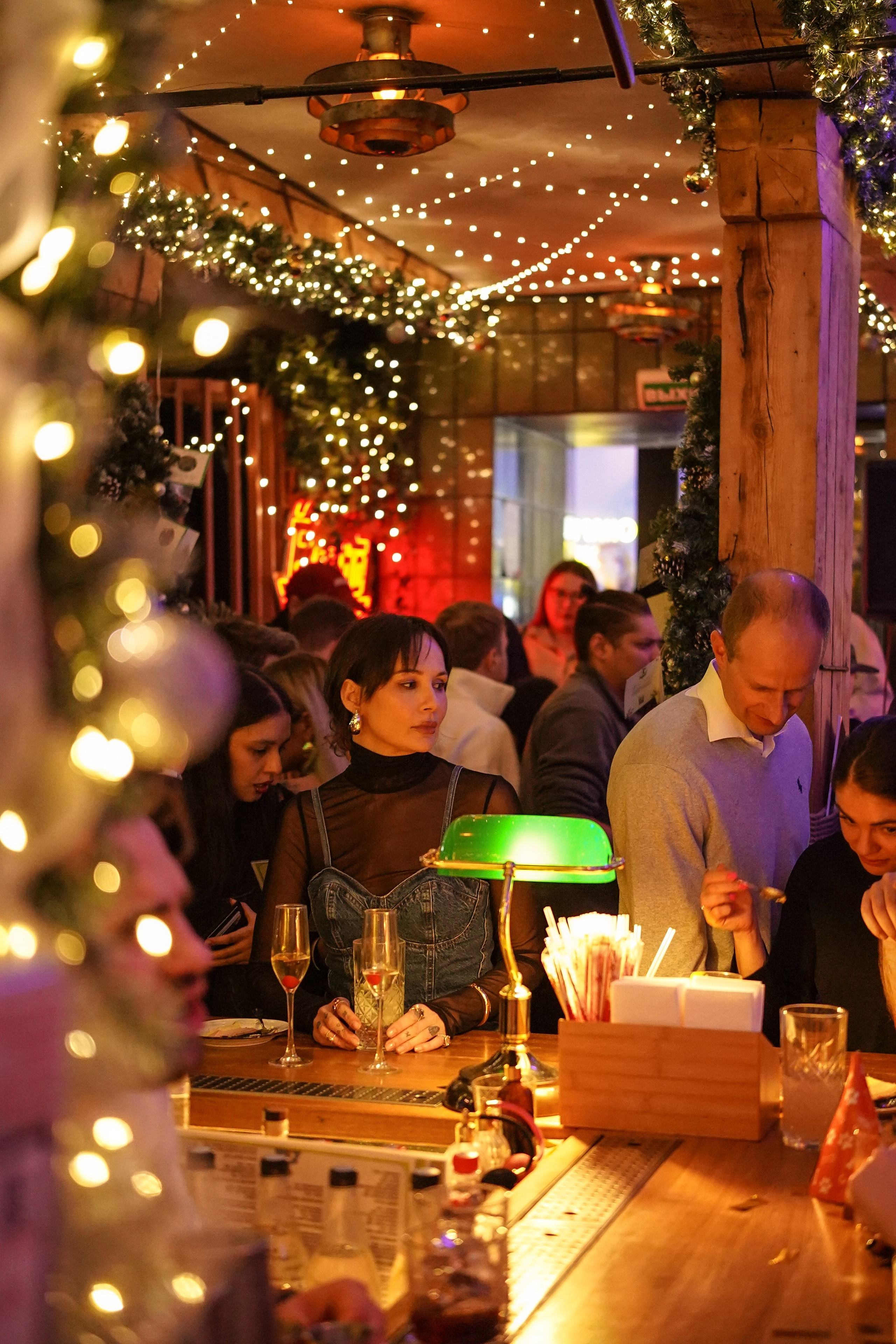 Бар Собаки в тумане. Фотограф