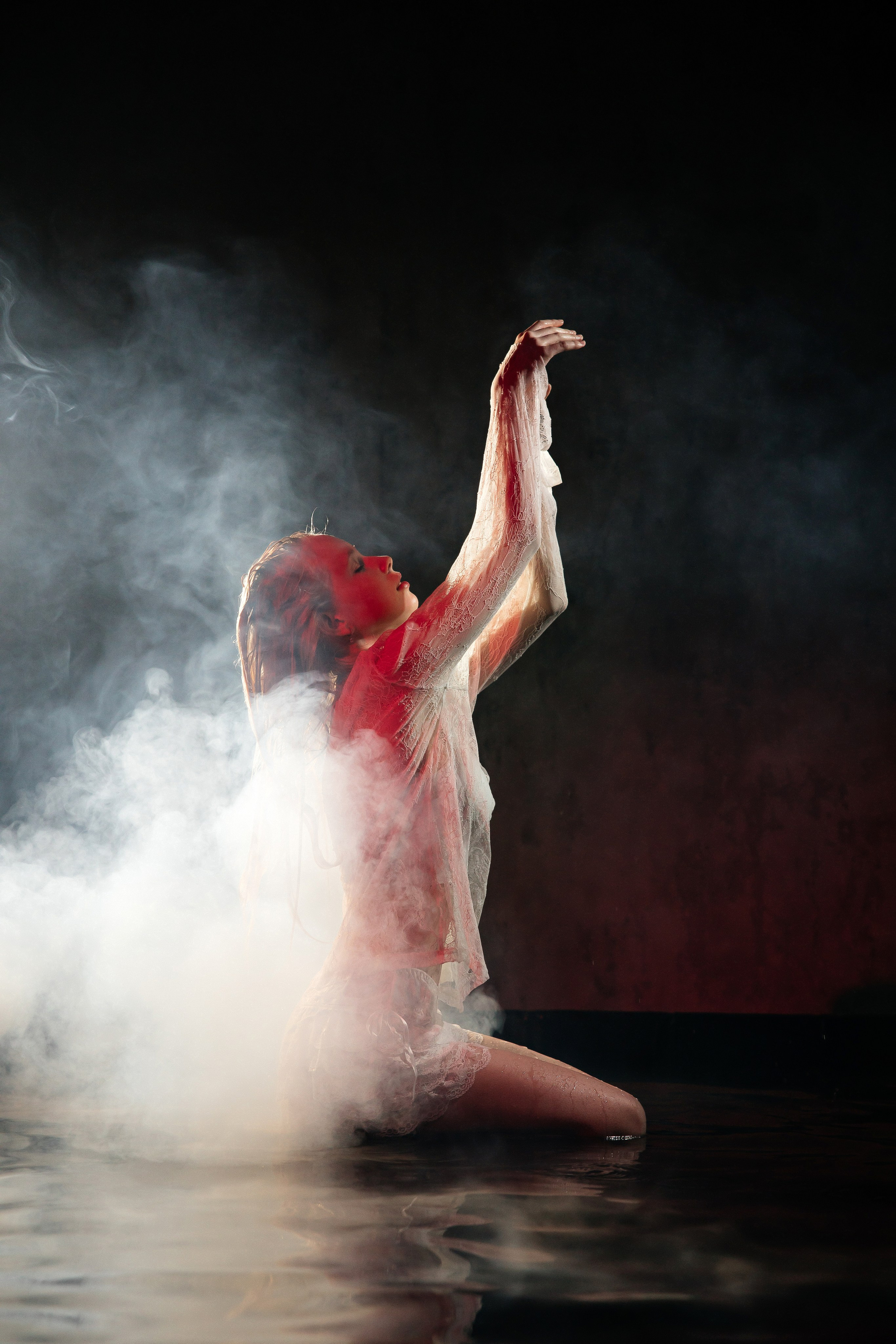 Ксюша в воде. Татьяна Мирзоян