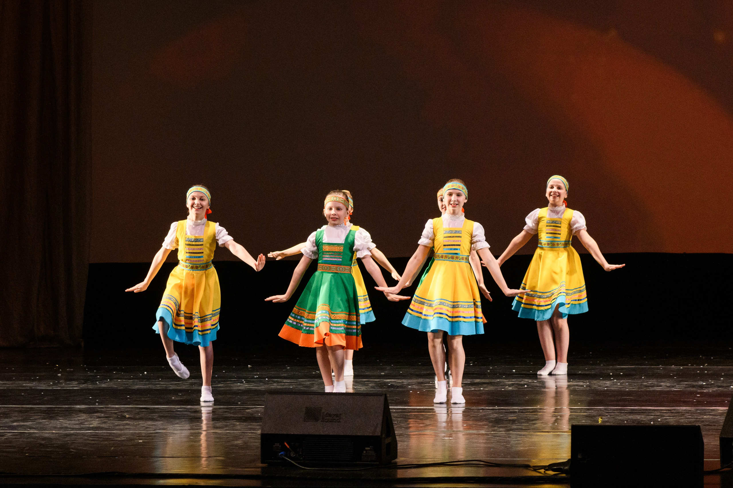 23 апреля, часть 2, БКЗ Октябрьский, г. Санкт-Петербург. Золотое яблочко