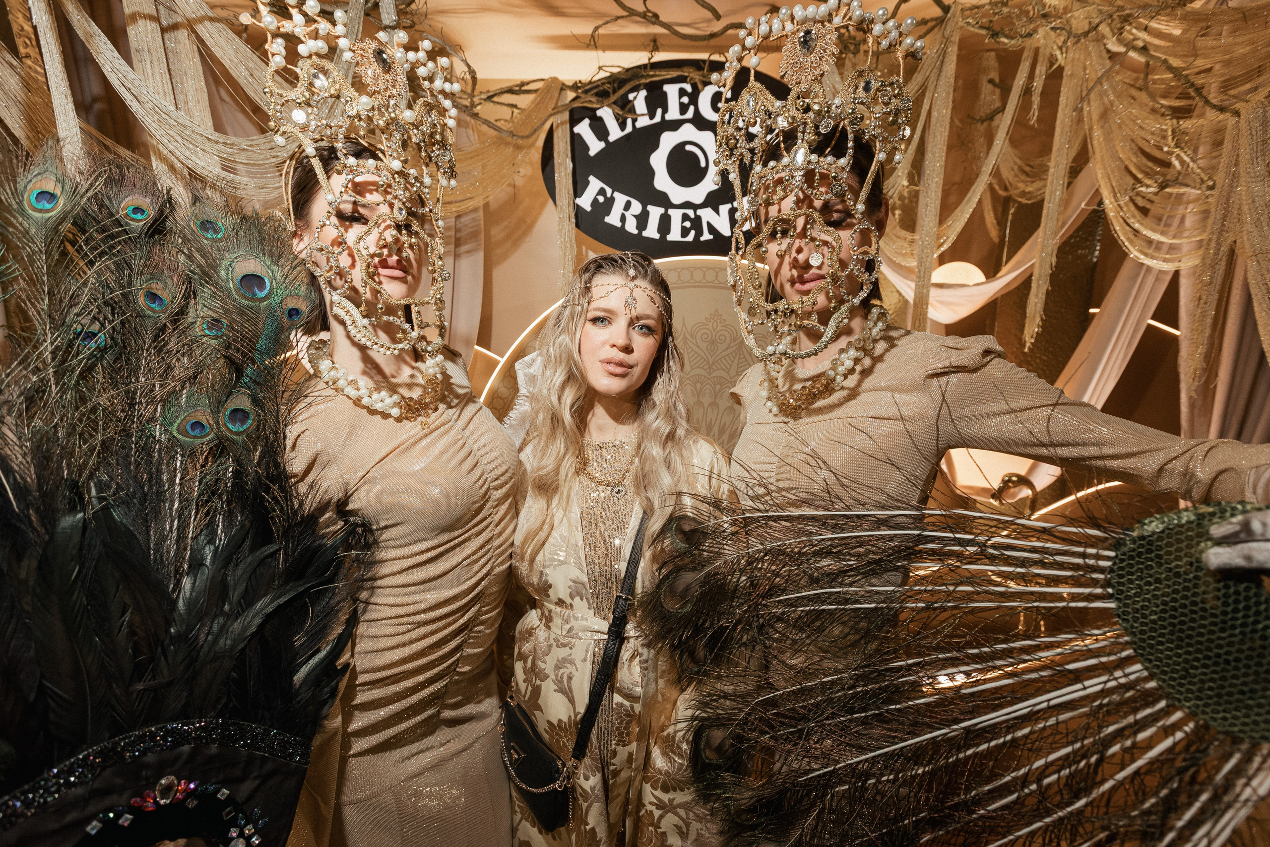 ILLEGAL FRIENDS — MIRAGE [PART I]. СВОИ. ФОТООТЧЕТЫ-СОБЫТИЯ-МЕСТА