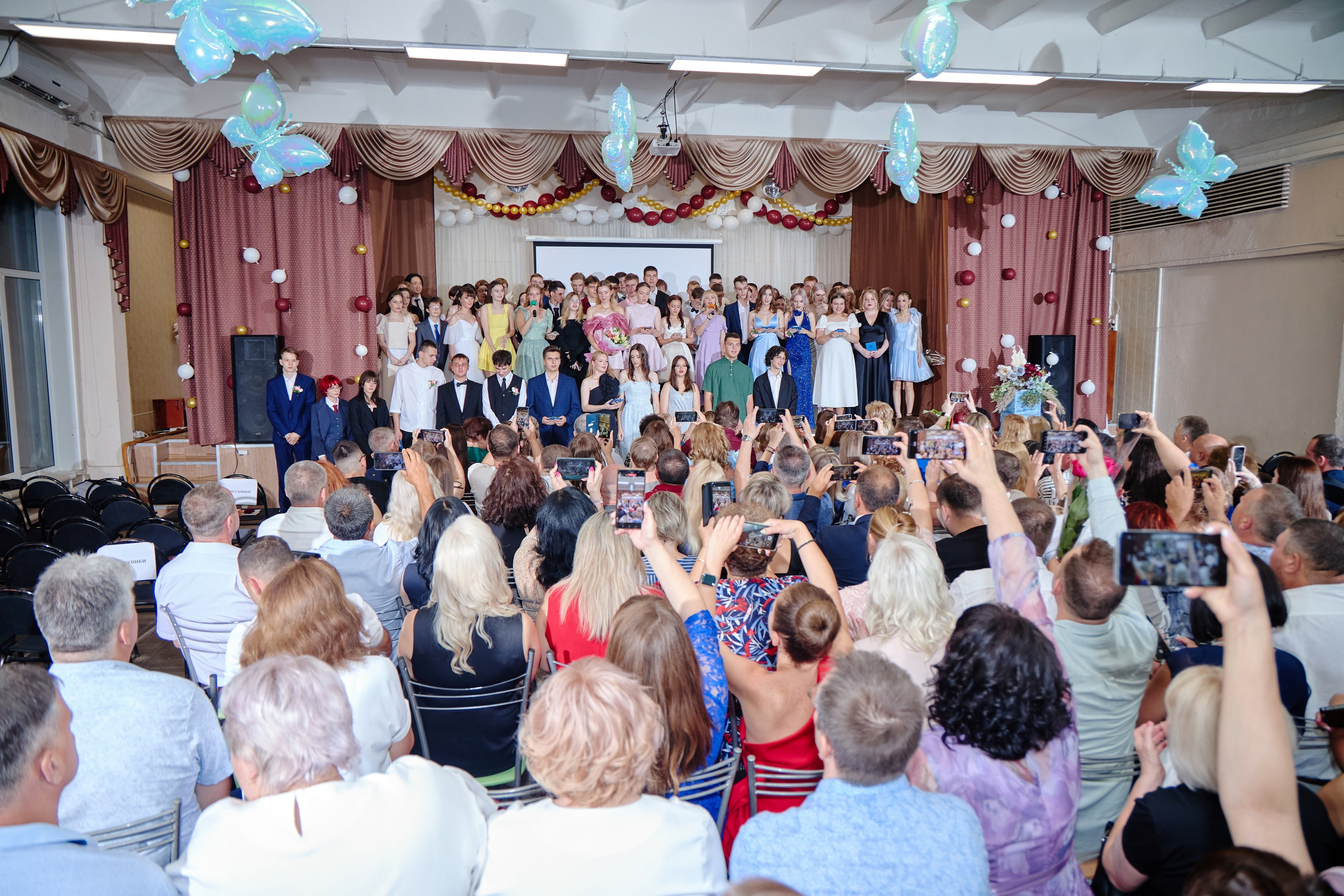 Выпускной 35 Сош. Фотограф Выпускные альбомы Таганрог Сергей Коробченко