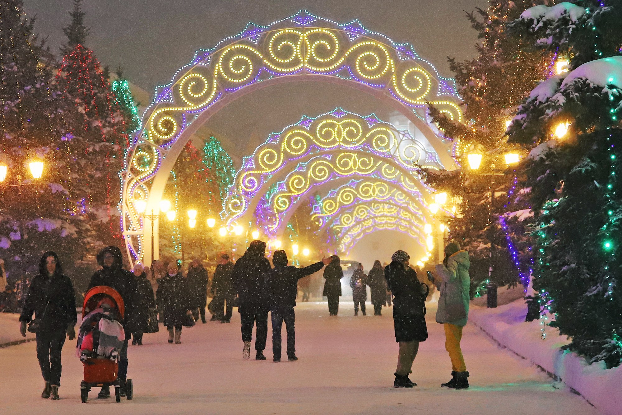 Улицы. Фотографии Марины Бурнашовой