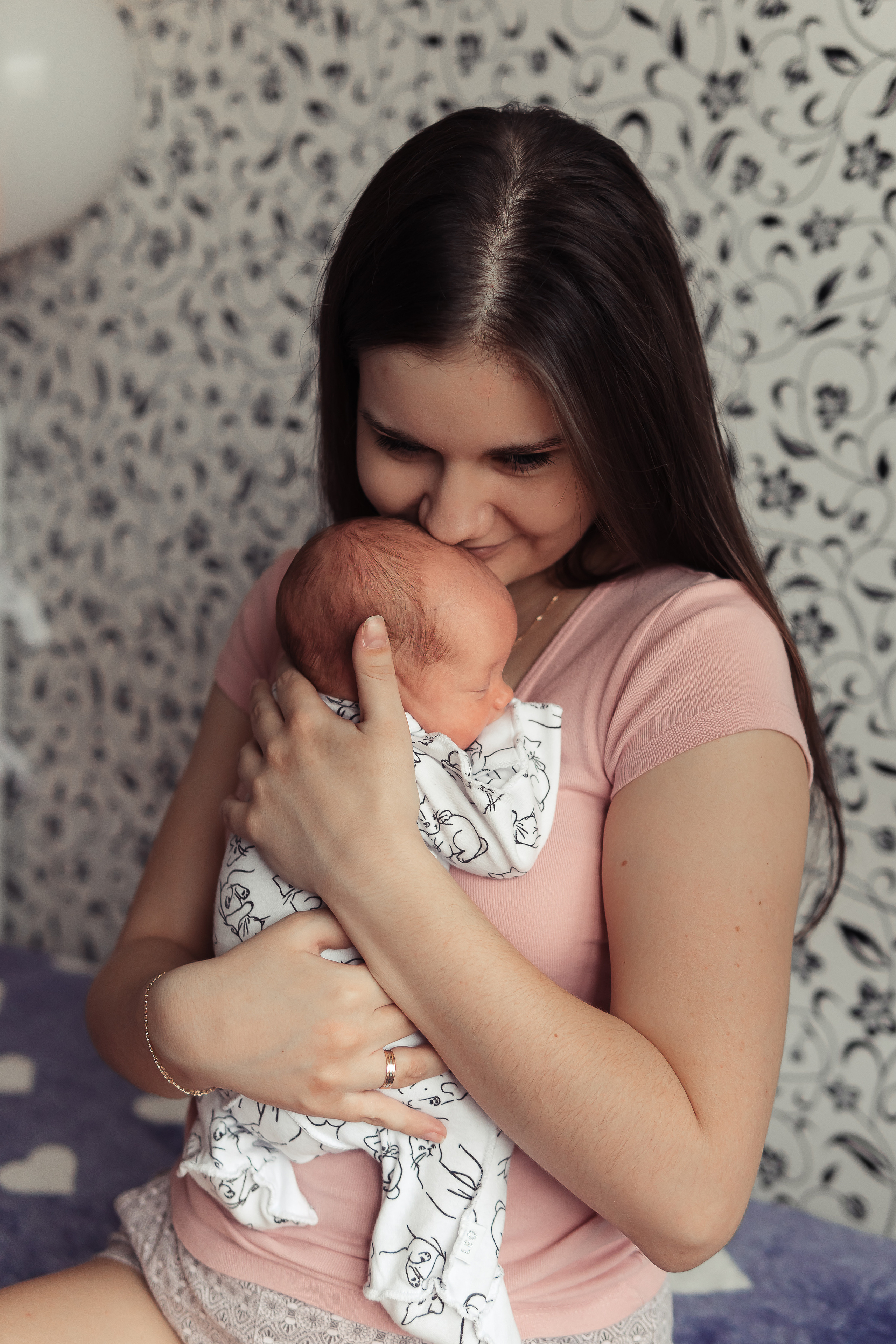 Домашняя фотосессия новорожденных близнецов. Фотограф для семей и экспертов в г. Воронеж Ирина Круглова