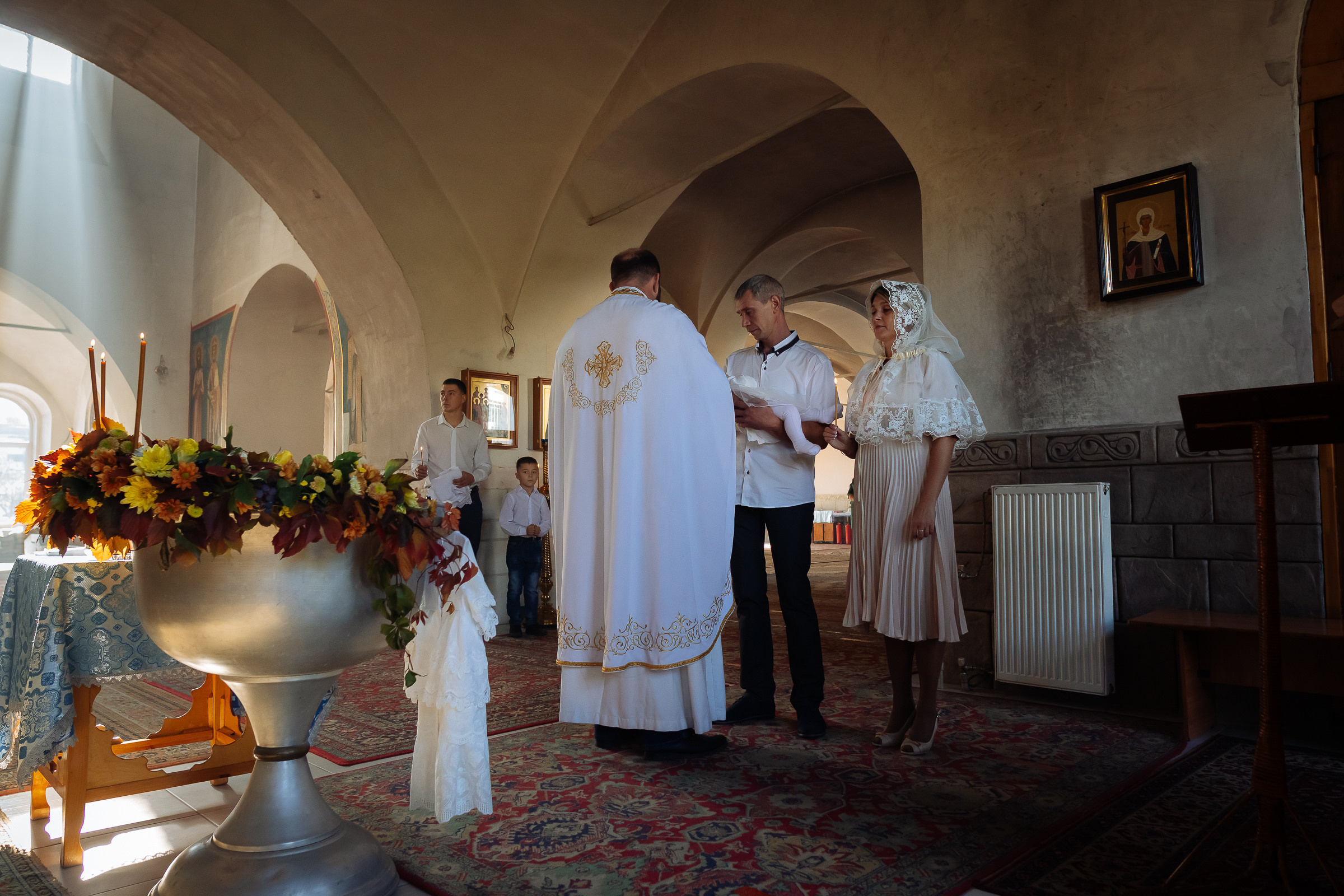 Фотосъемка таинства крещения в г. Воронеж. Фотограф для семей и экспертов в г. Воронеж Ирина Круглова