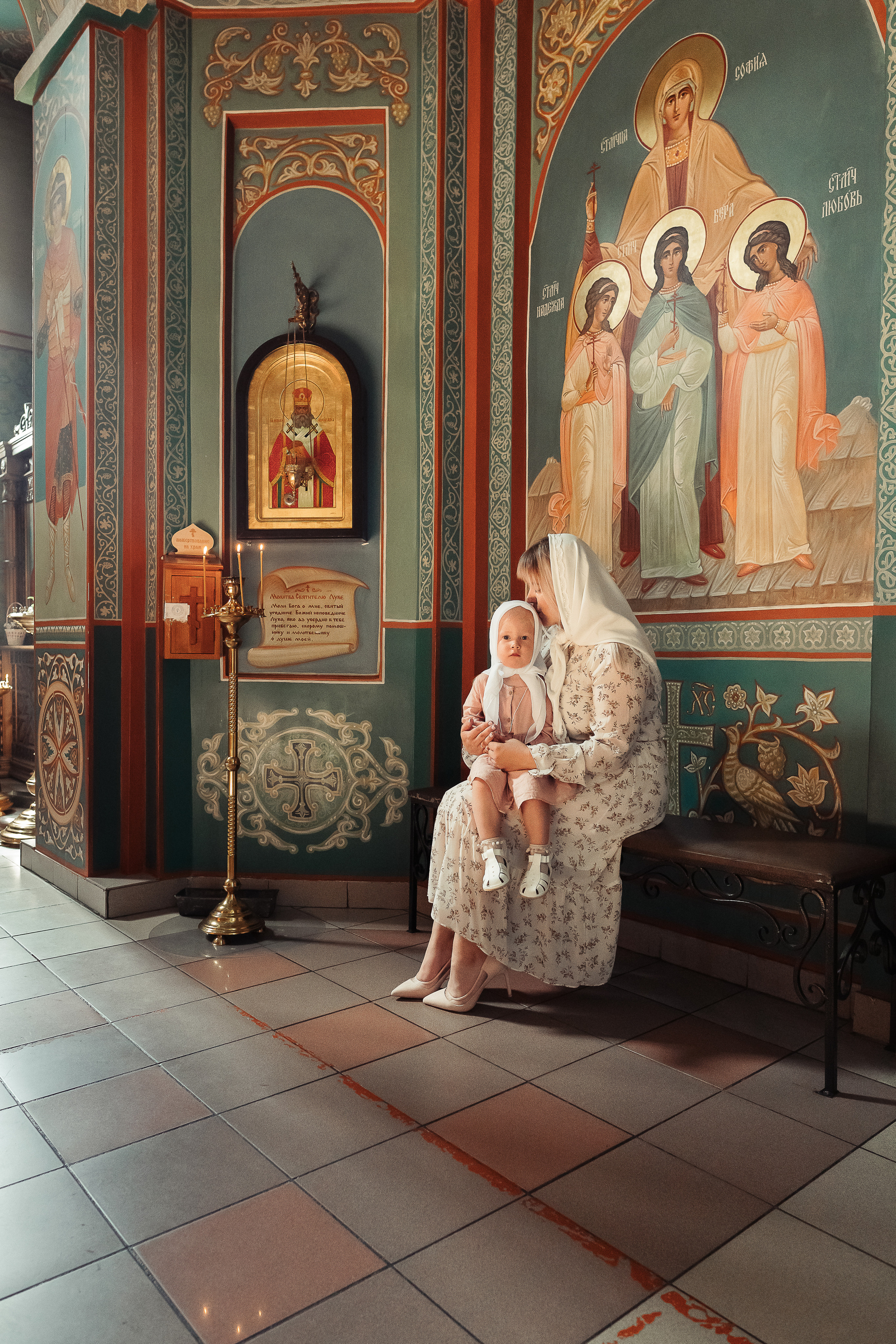 Крещение девочки 2 лет в храме Архангела Михаила, г. Красноярск. Фотограф для семей и экспертов в г. Воронеж Ирина Круглова