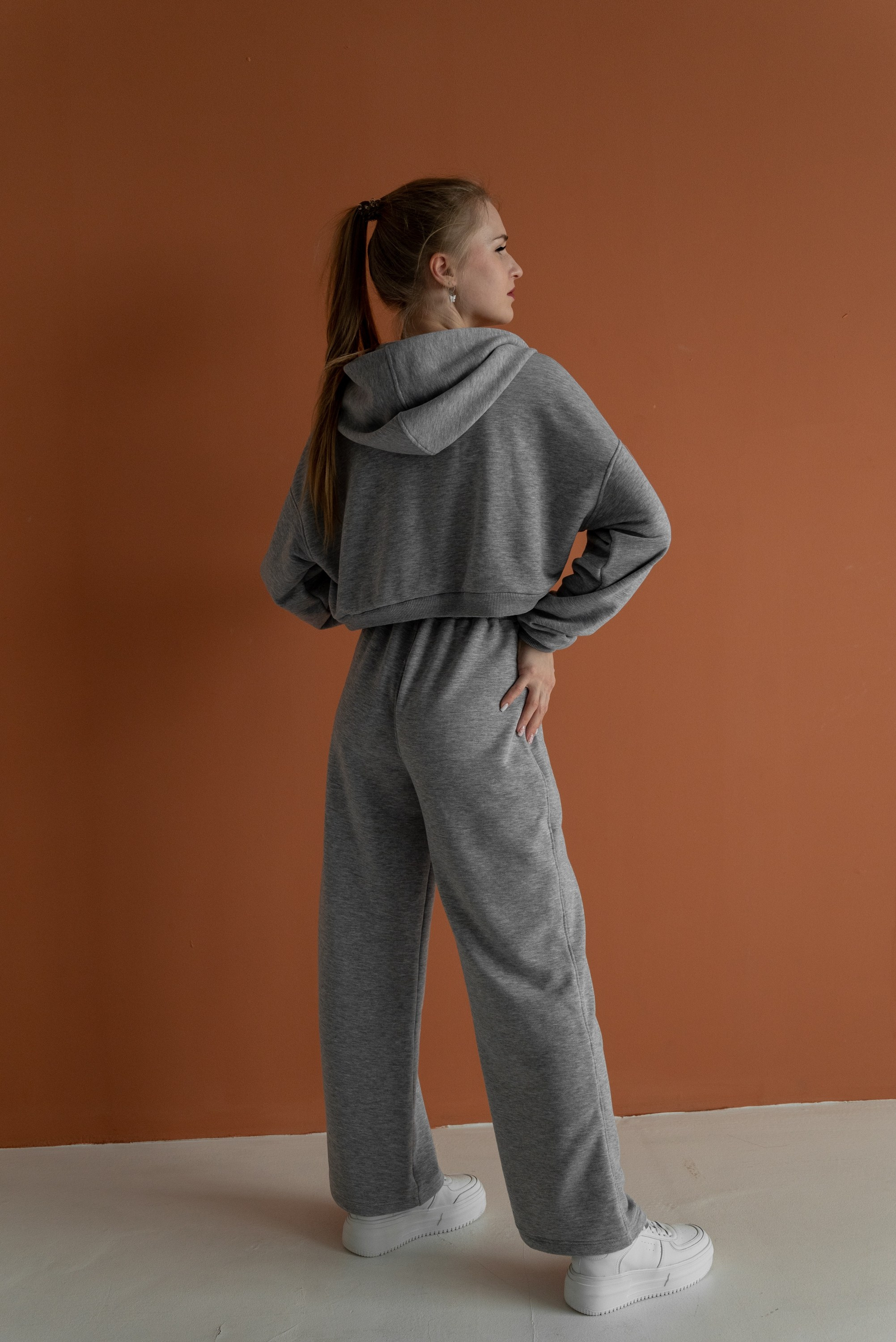 Каталог одежды для маркетплейсов. Свадебный фотограф Ижевск Петр Шишков