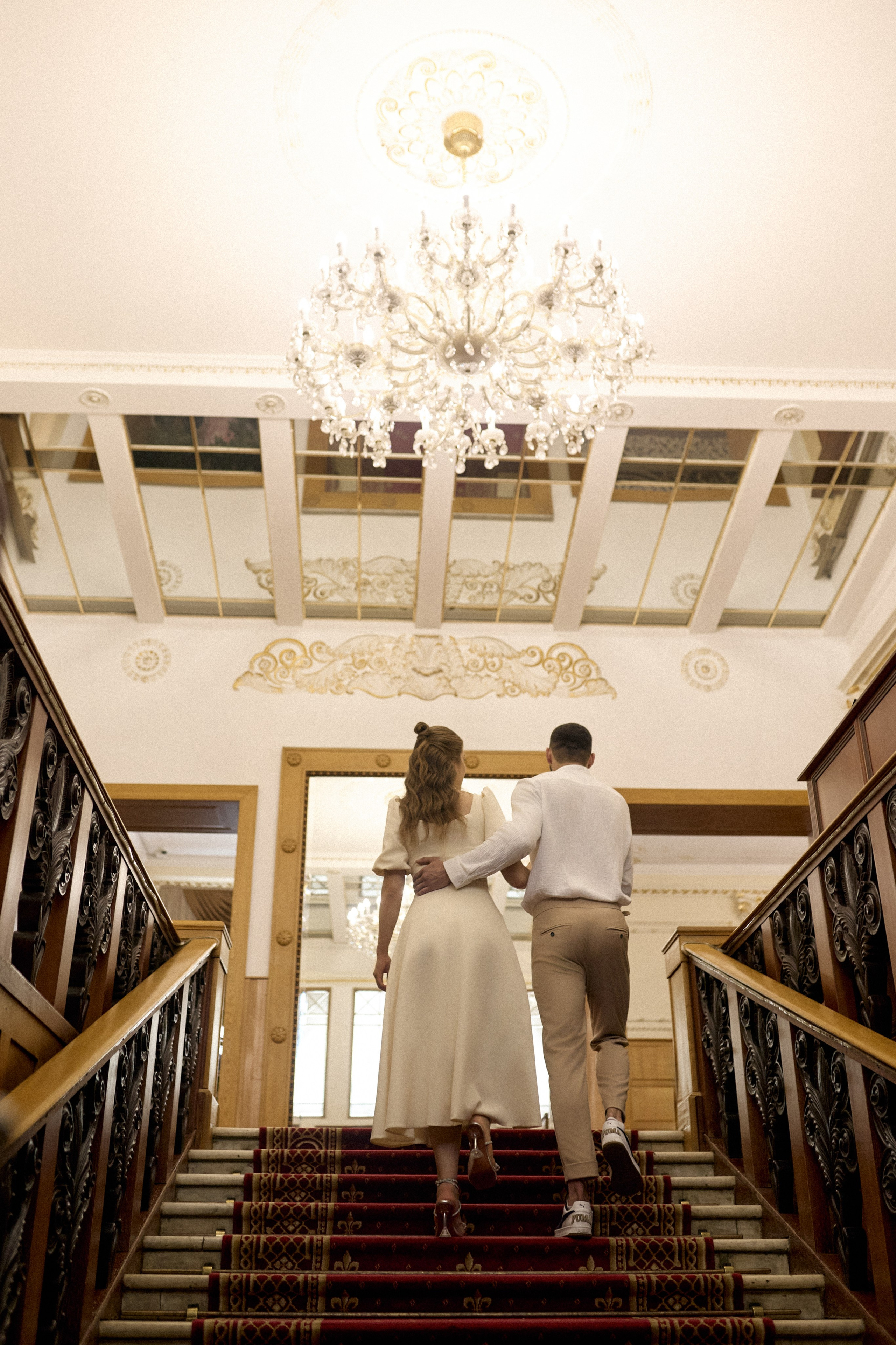 Свадебная Фотосессия в Грибоедовском загсе. Сестры Карабаза. Фотографы и ретушеры в Москве и Санкт-Петербурге