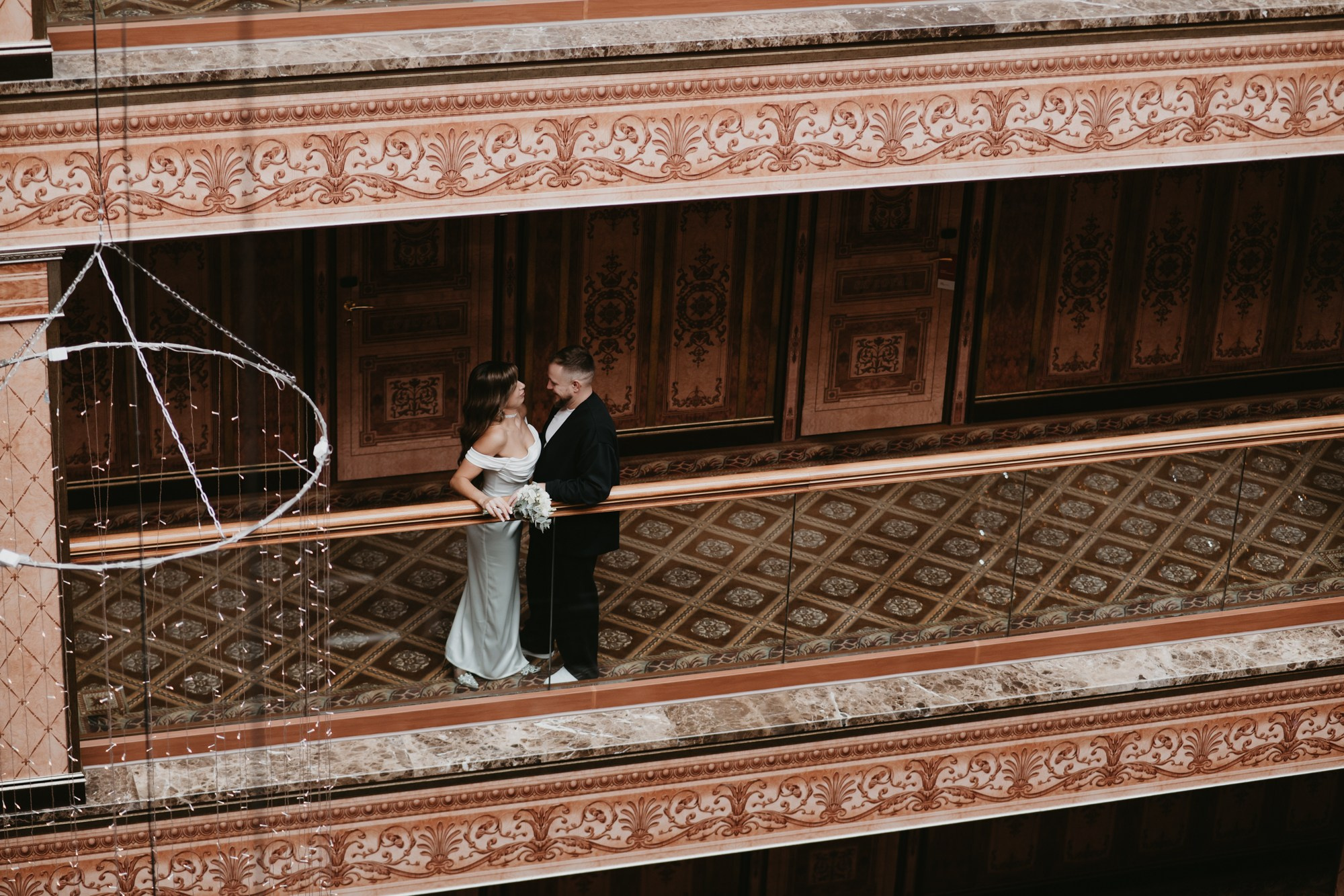 Свадебная фотосессия в отеле Royal. Свадебный и репортажный фотограф в Ярославле Евгений Сальников