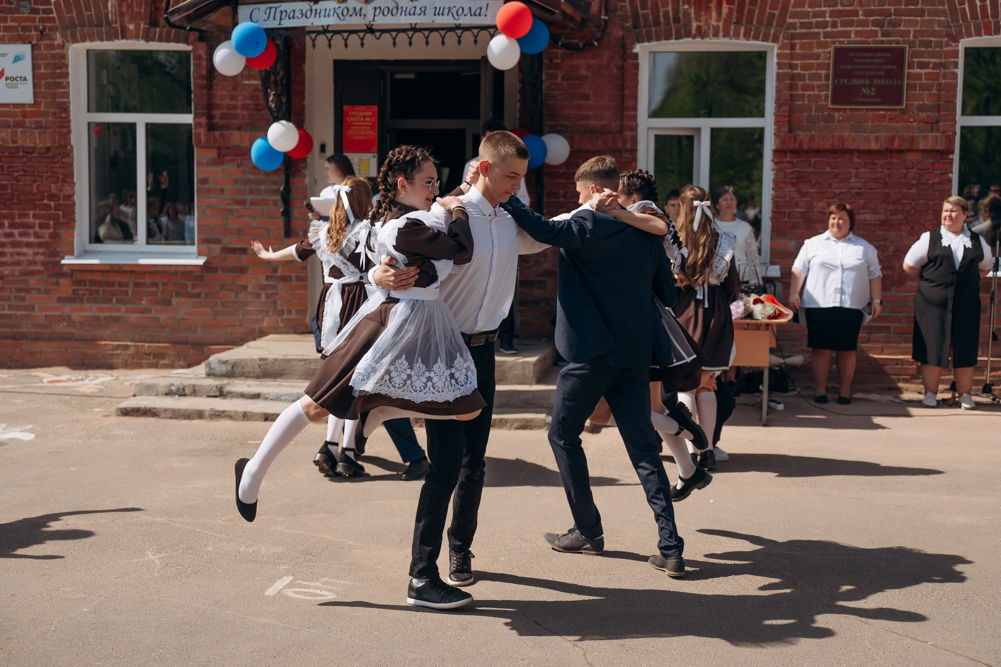 Последний звонок, 11 класс. Свадебный и репортажный фотограф в Ярославле Евгений Сальников