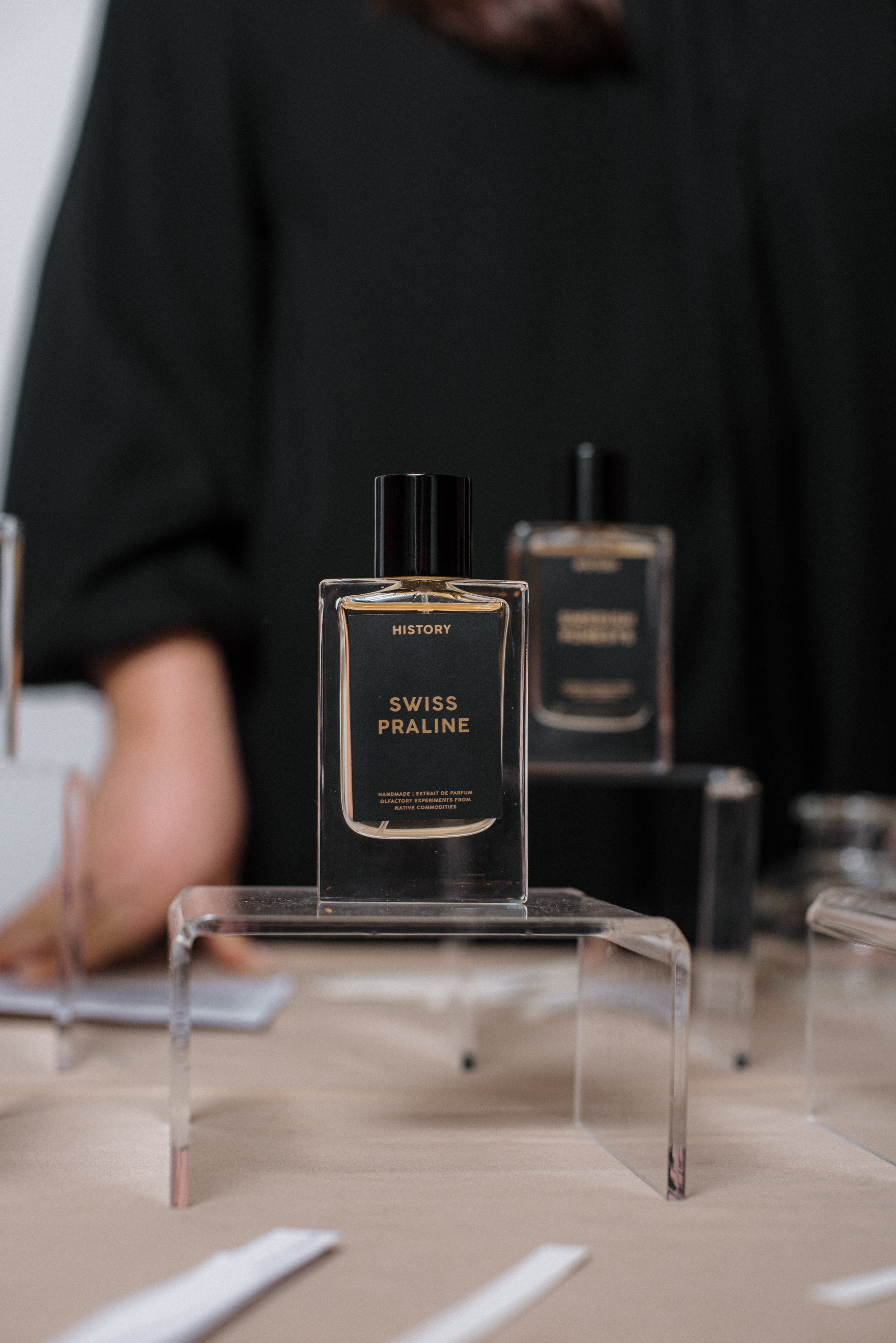 Парфюмерный салон VAST Москва // Зима 2023. Фотограф Элина Брусенцева