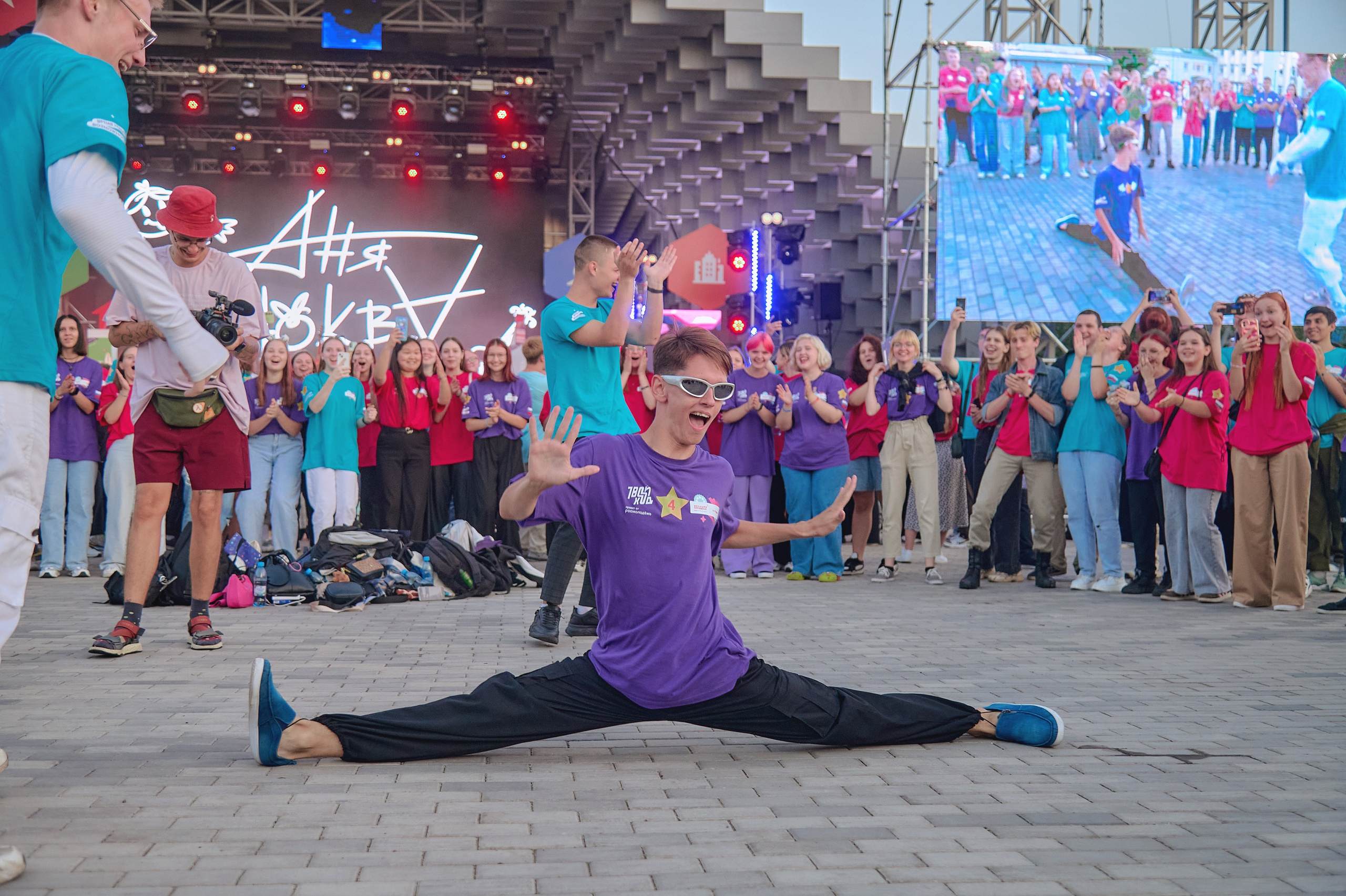 Большая перемена. Фотограф Яковлев Роман — Красноярск