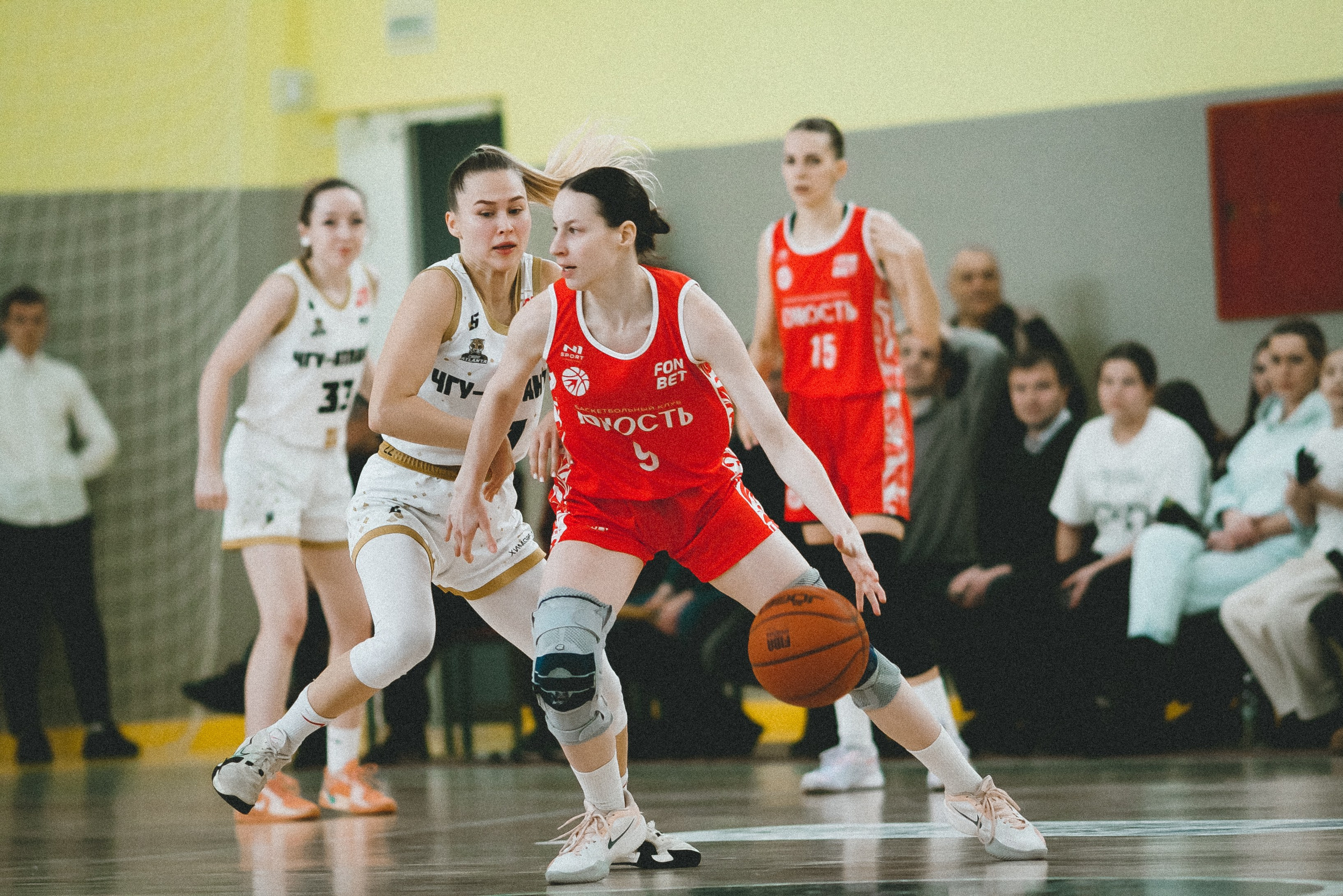 Атланта-Юность / 1. Фотография