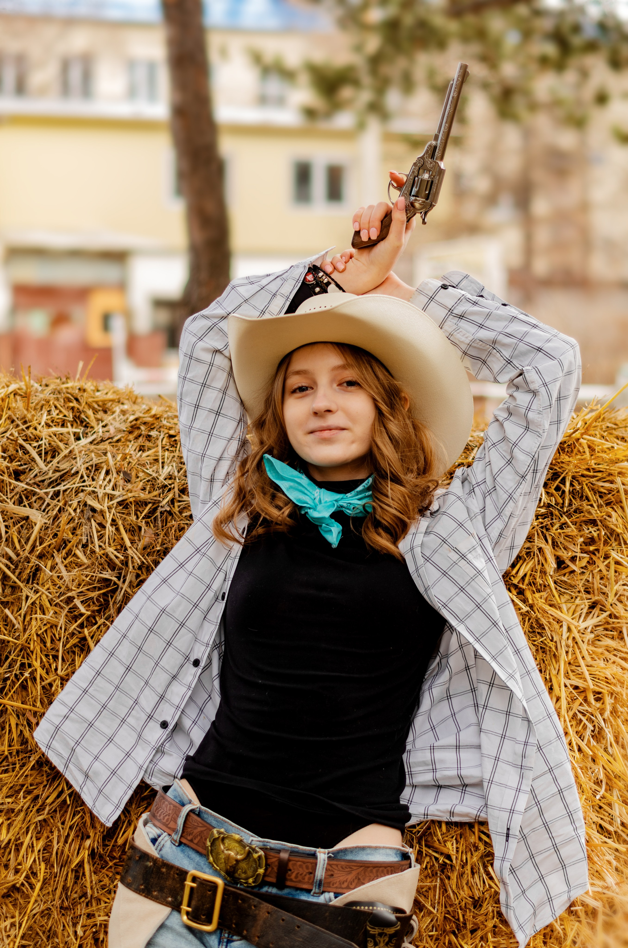 Ковбойская девчонка. Фотограф Марина Доглядная Челябинск фотосессии с лошадьми, мотоциклами