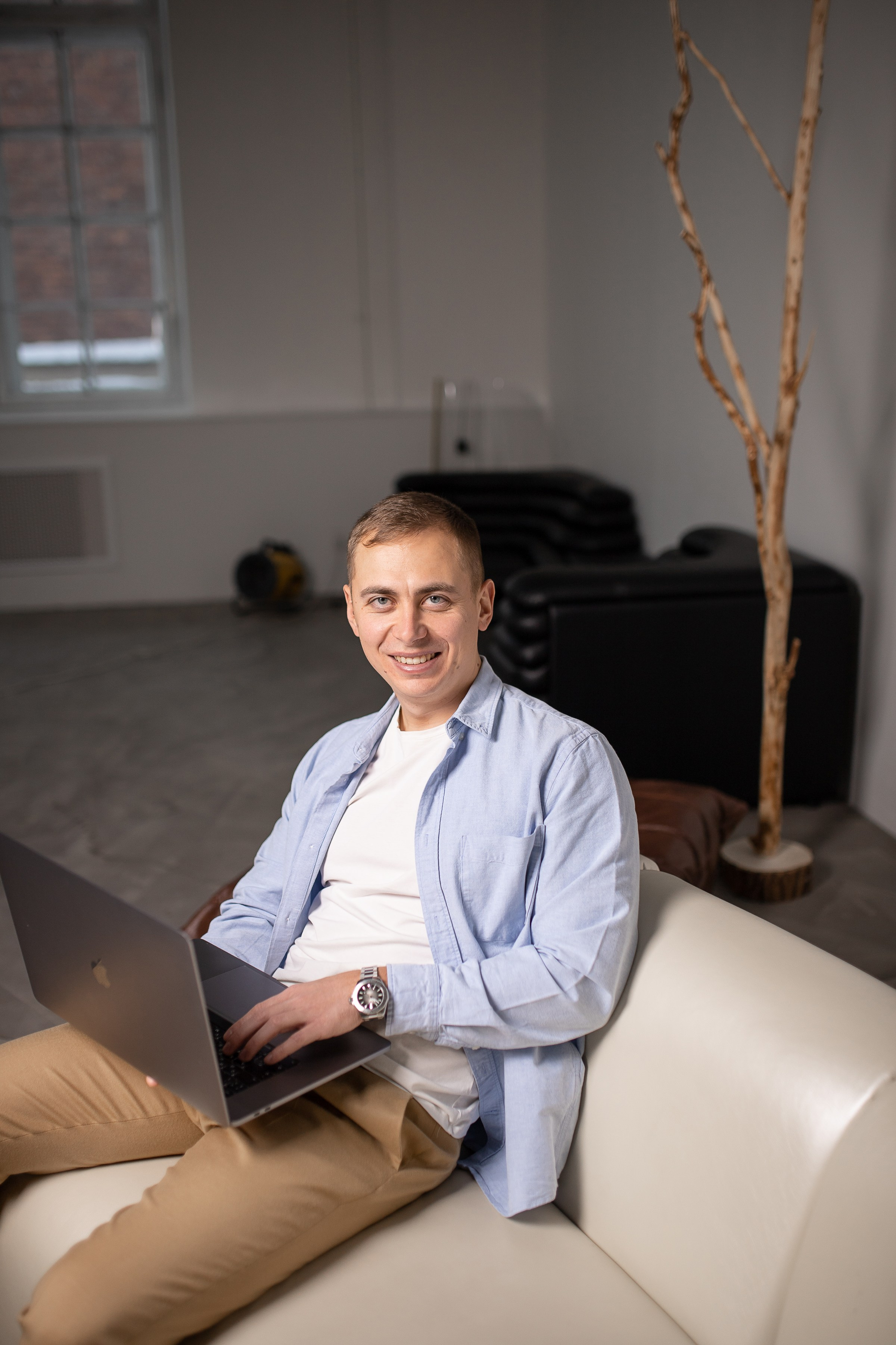 Ян строитель. Фотограф Санкт-Петербург Раднаева Юлия