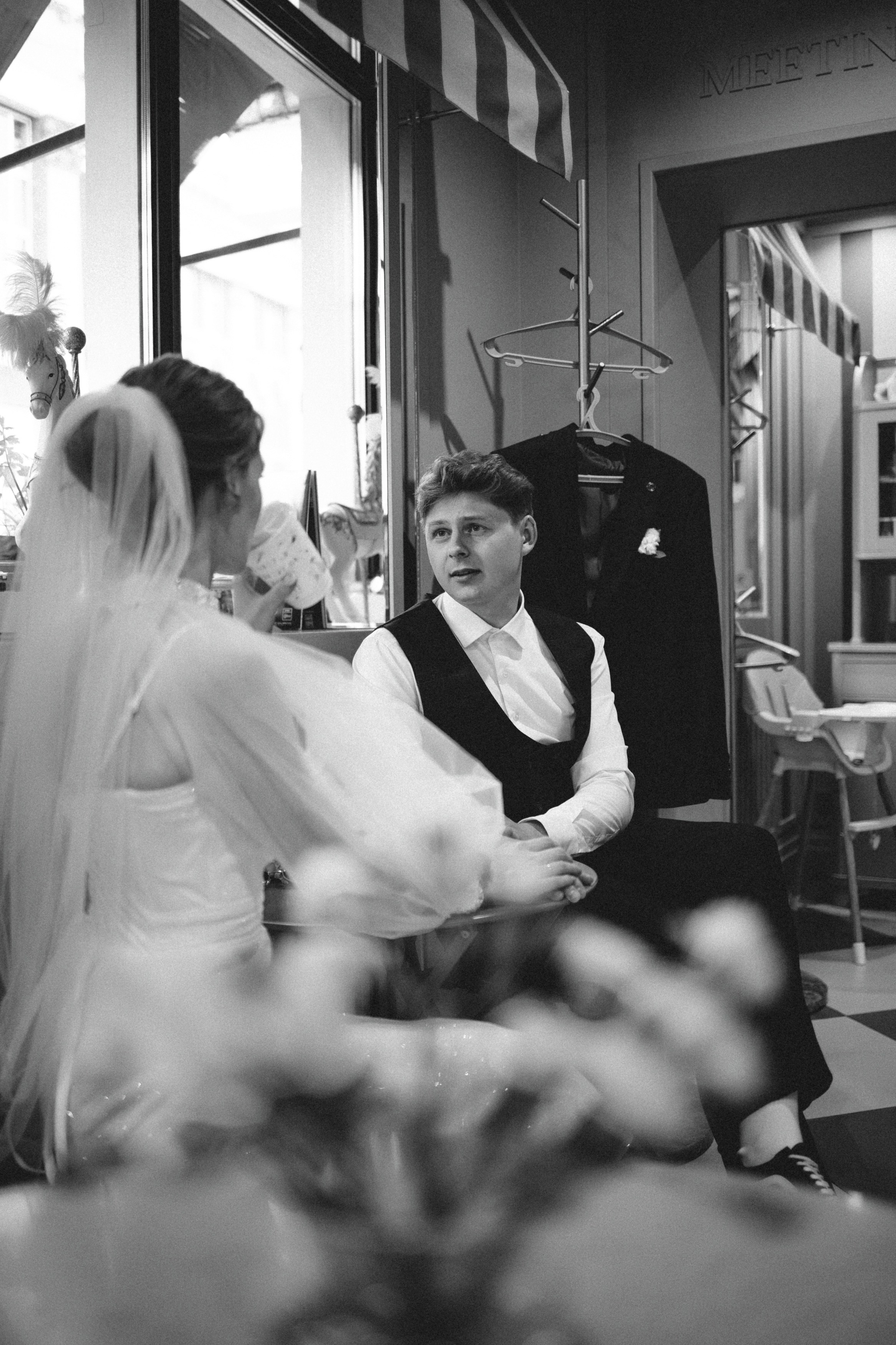 Владислав и Юлия Вечерняя прогулка по городу. Свадебный Фотограф в Иркутске Екатерина Елисеева