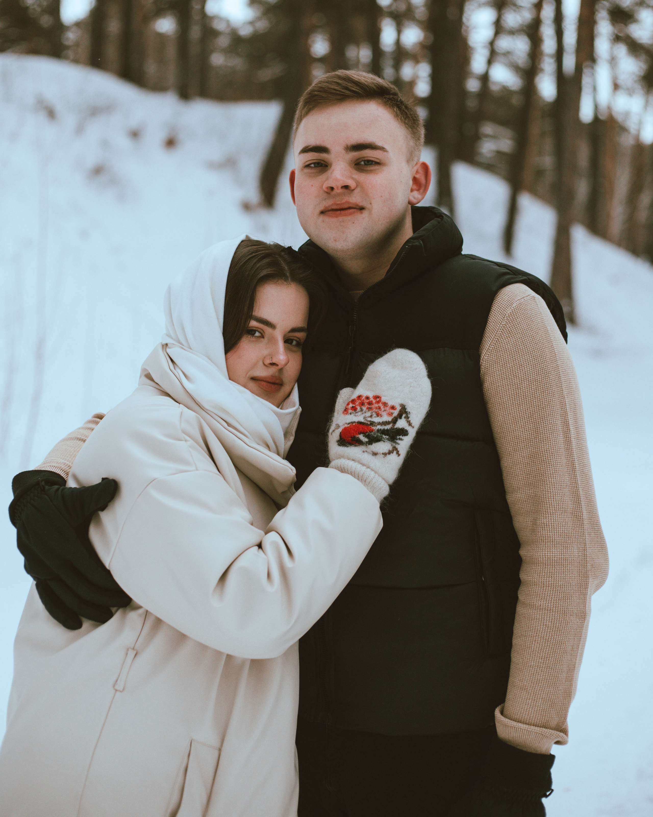 Алёна и саша. Больше не греет