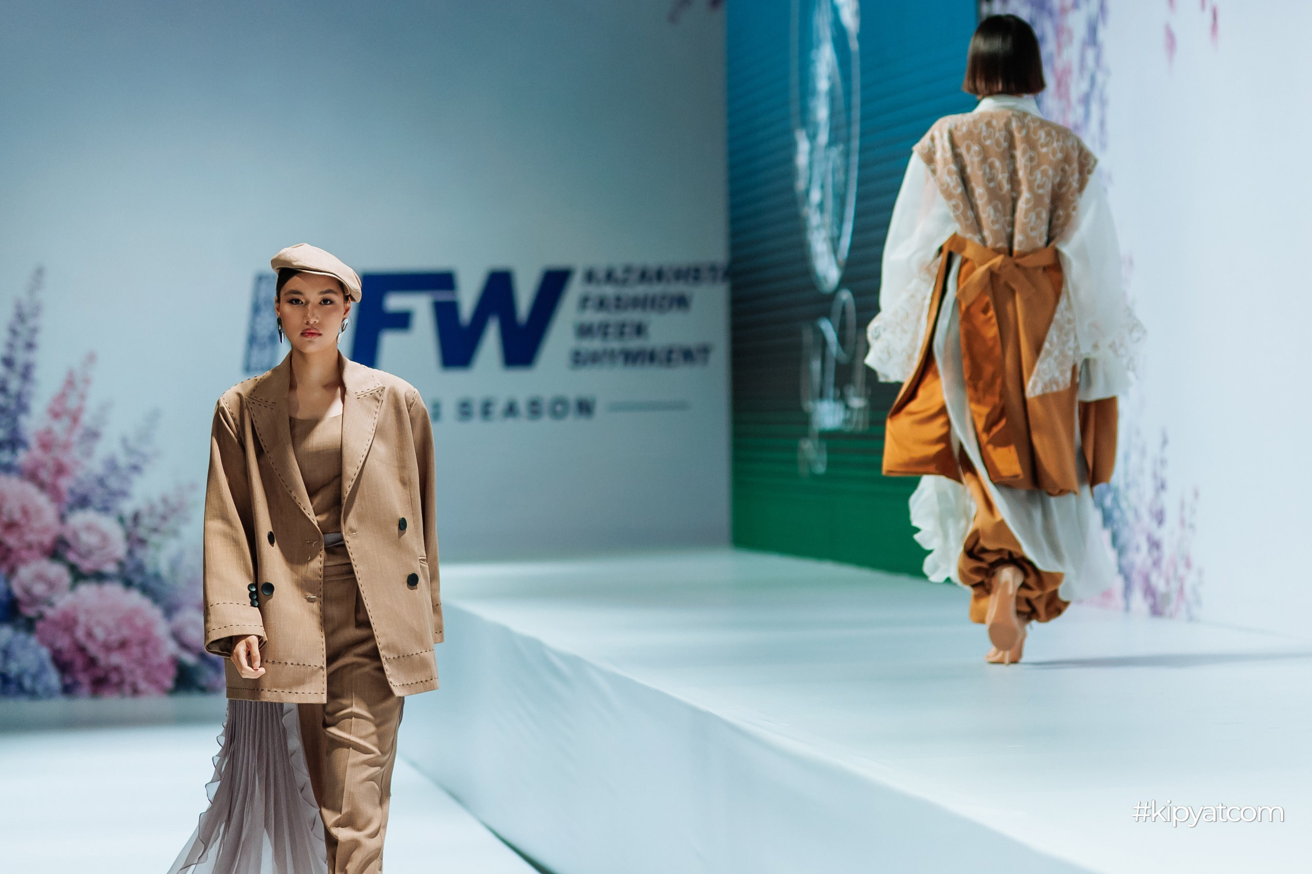 KAZAKHSTAN FASHION WEEK SHYMKENT 11 SEASON. Кипятком Шымкент