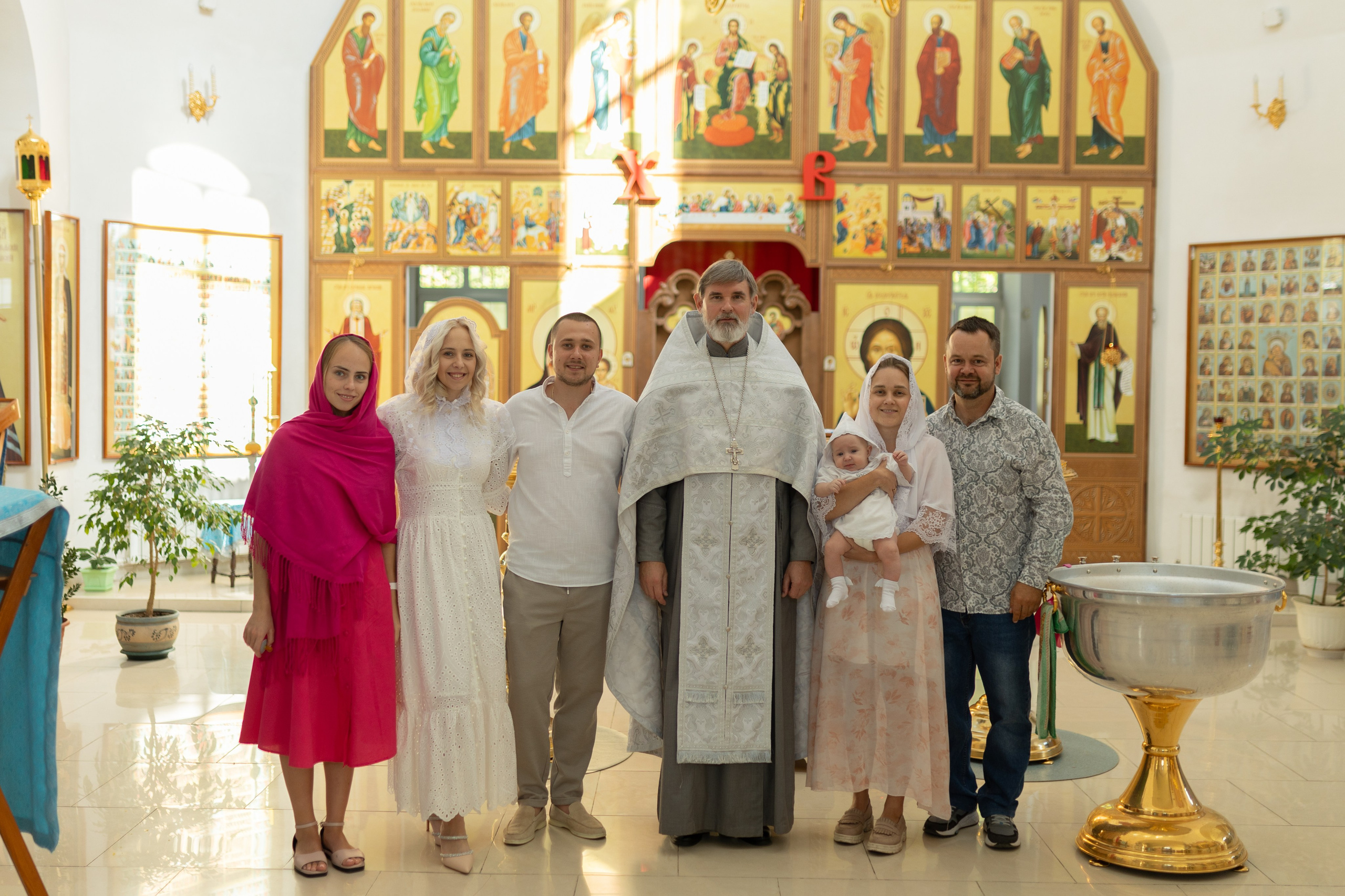 Крещение Артёма (все фото с таинсвта крещения). Фотограф новорожденных. Детский и семейный фотограф Марьяна Юдина