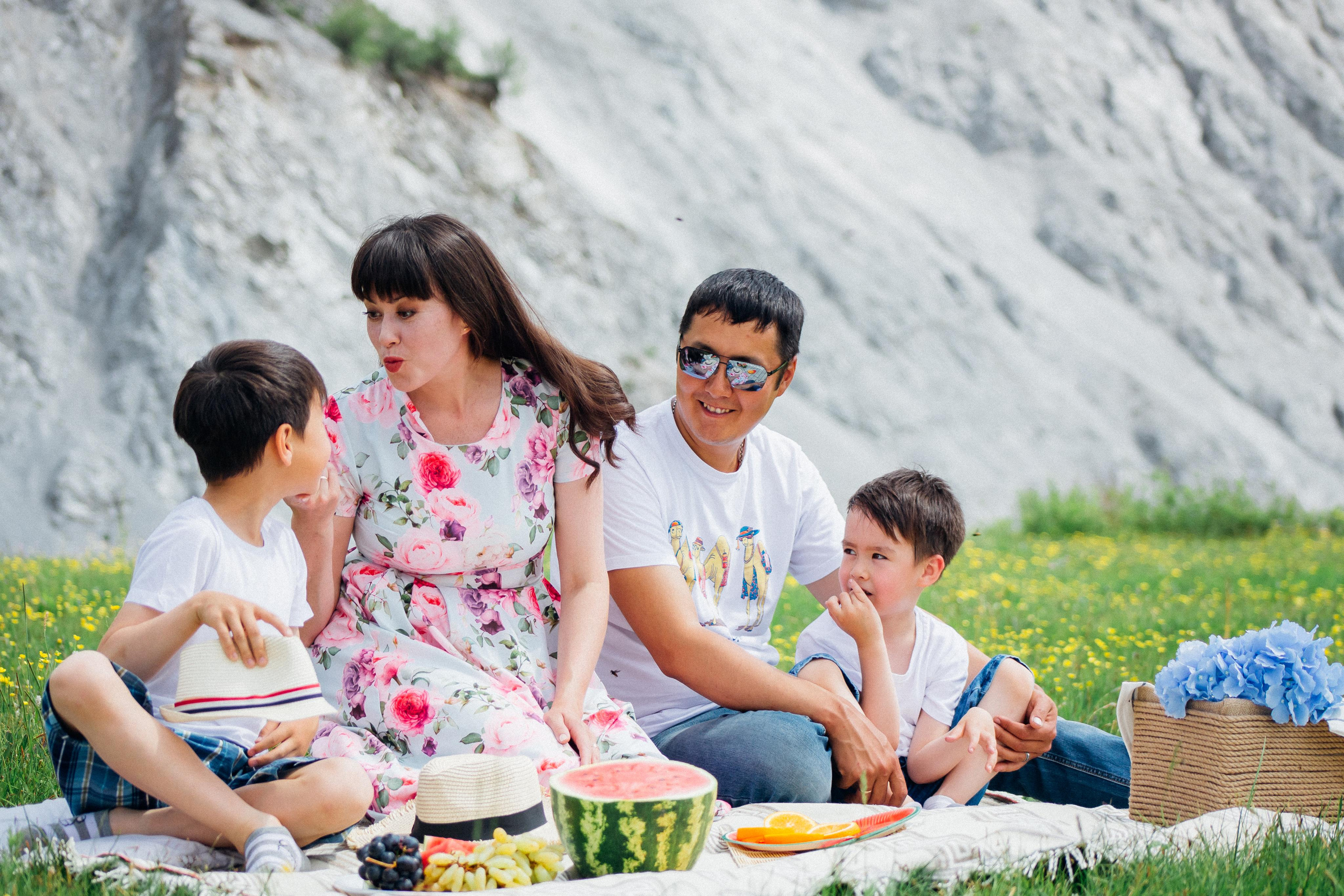 Семейные съемки в с. Багдарин. Июнь 2022. Семейный и детский фотограф в г. Улан-Удэ