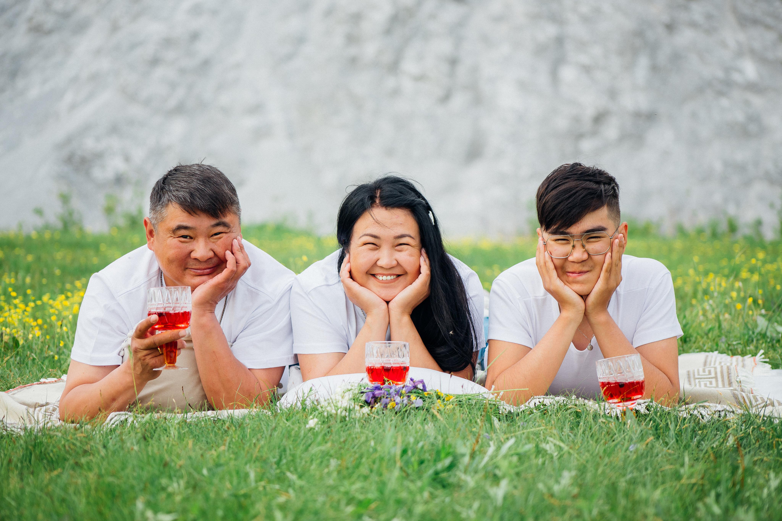 Семейные съемки в с. Багдарин. Июнь 2022. Семейный и детский фотограф в г. Улан-Удэ