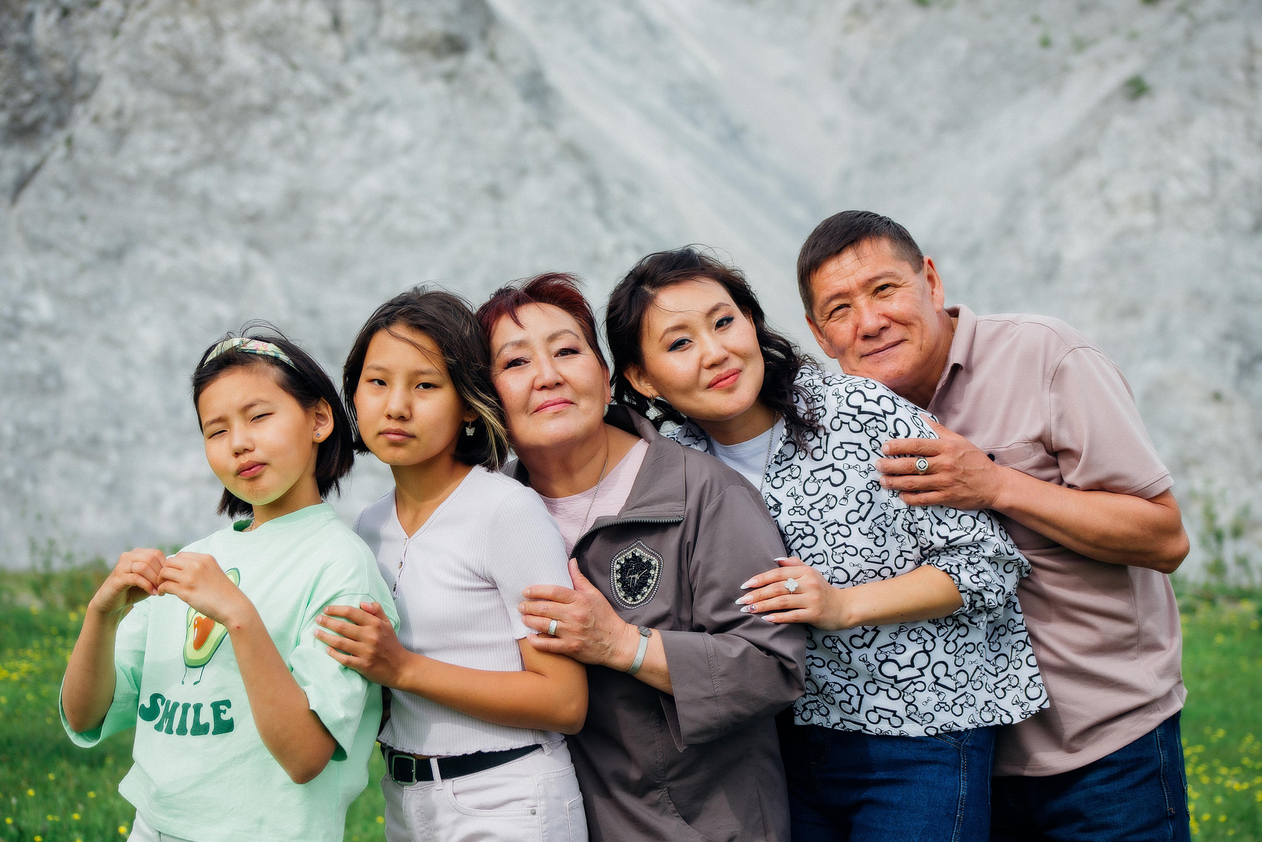 Семейные съемки в с. Багдарин. Июнь 2022. Семейный и детский фотограф в г. Улан-Удэ