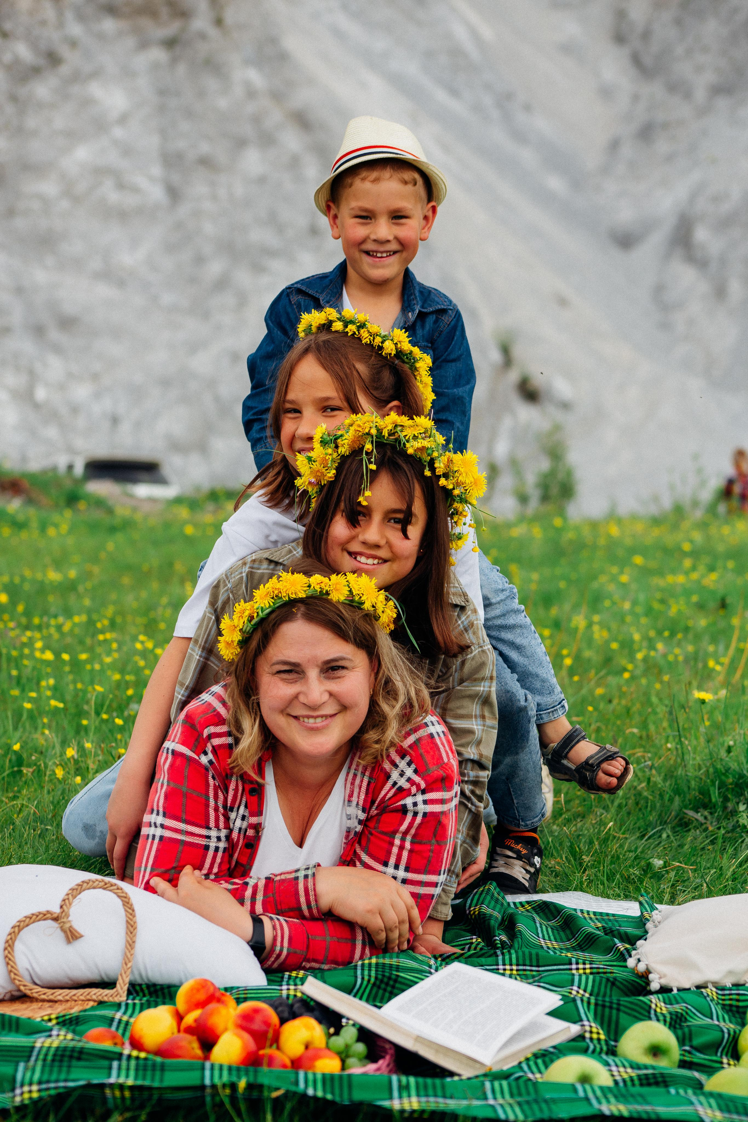 Семейные съемки в с. Багдарин. Июнь 2022. Семейный и детский фотограф в г. Улан-Удэ