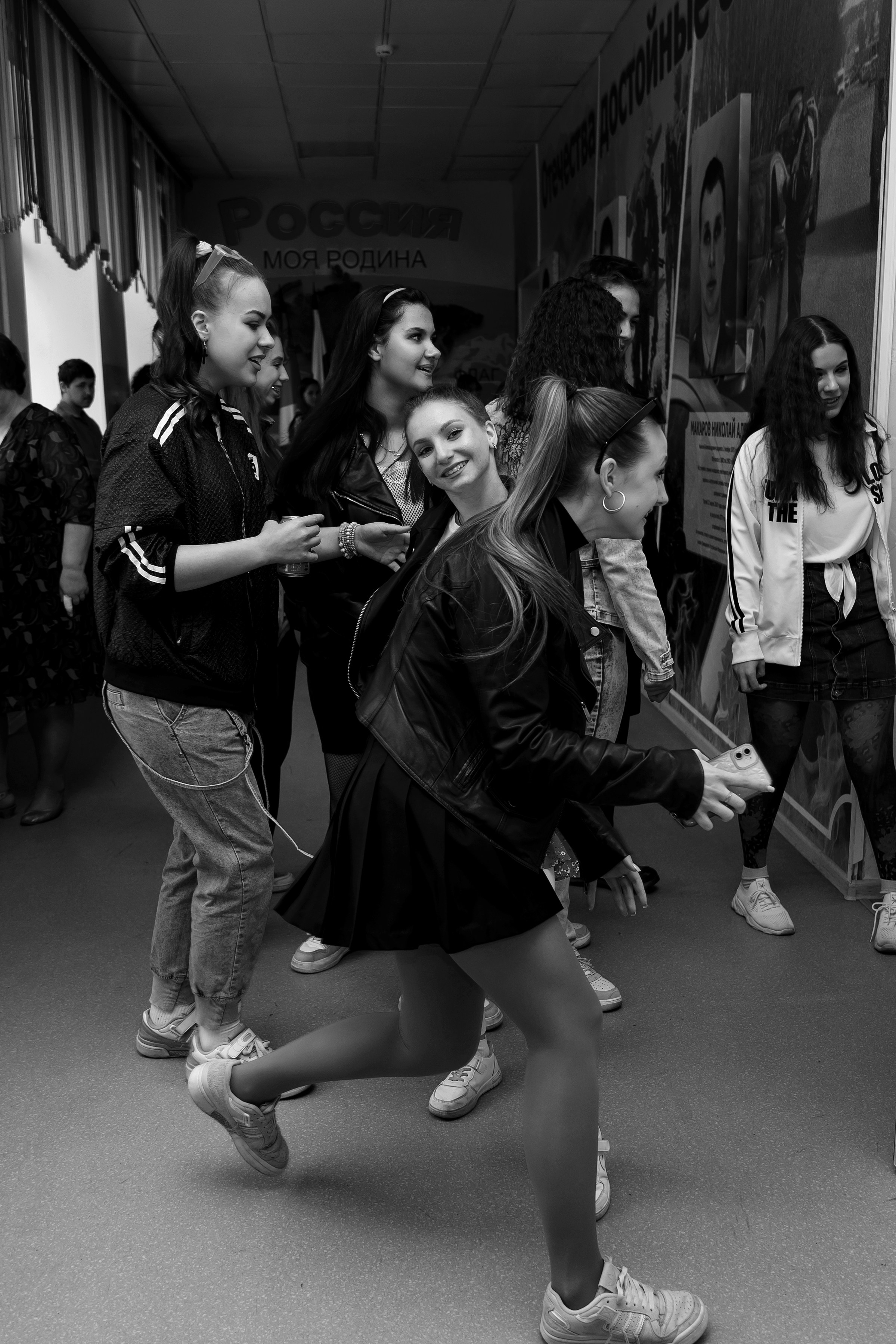 11 класс день не послушания в школе. Фотограф Любовь Корниенко, Примоский край