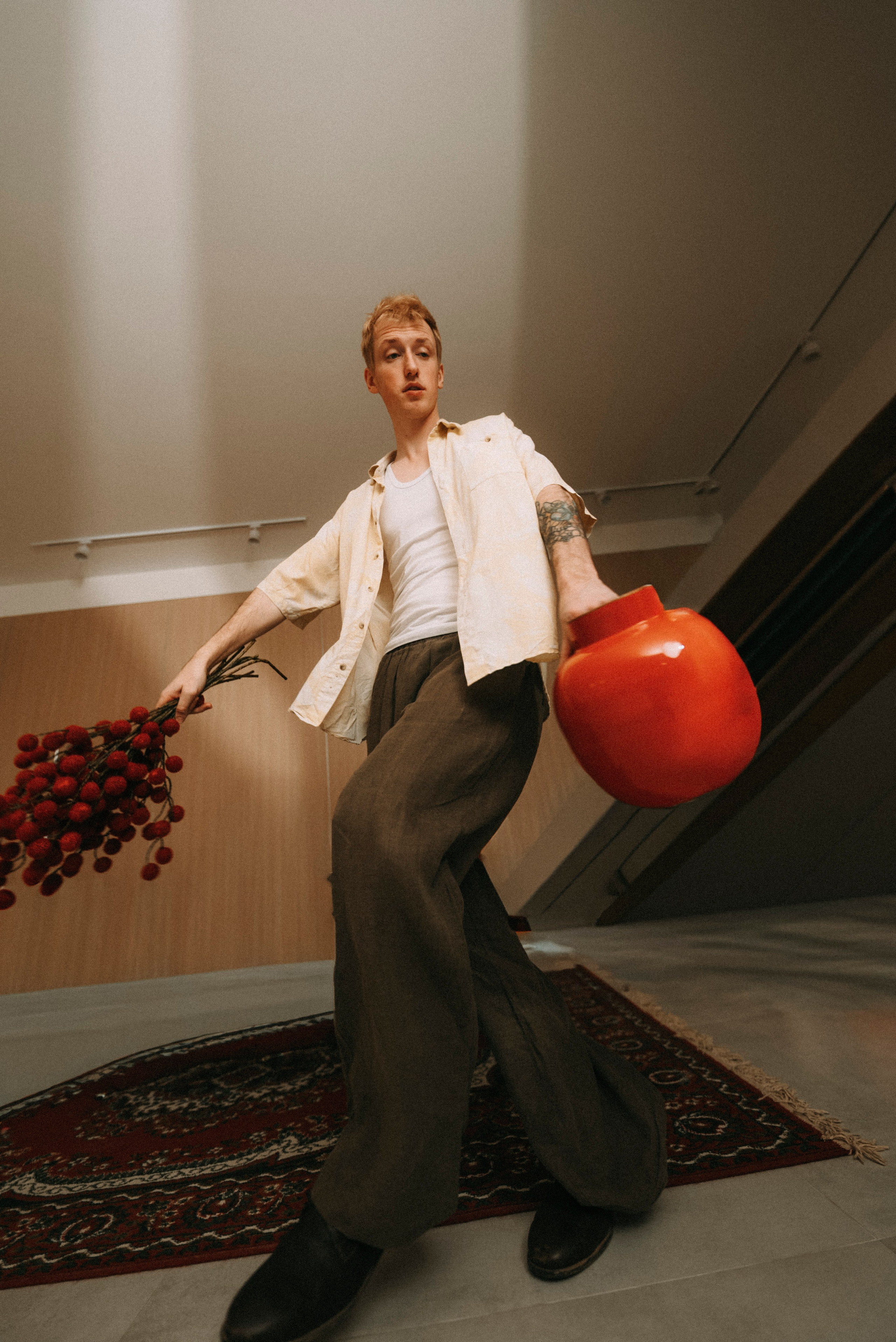 2026. Стрит-фотография, полная абсурда, идиотизма и красоты