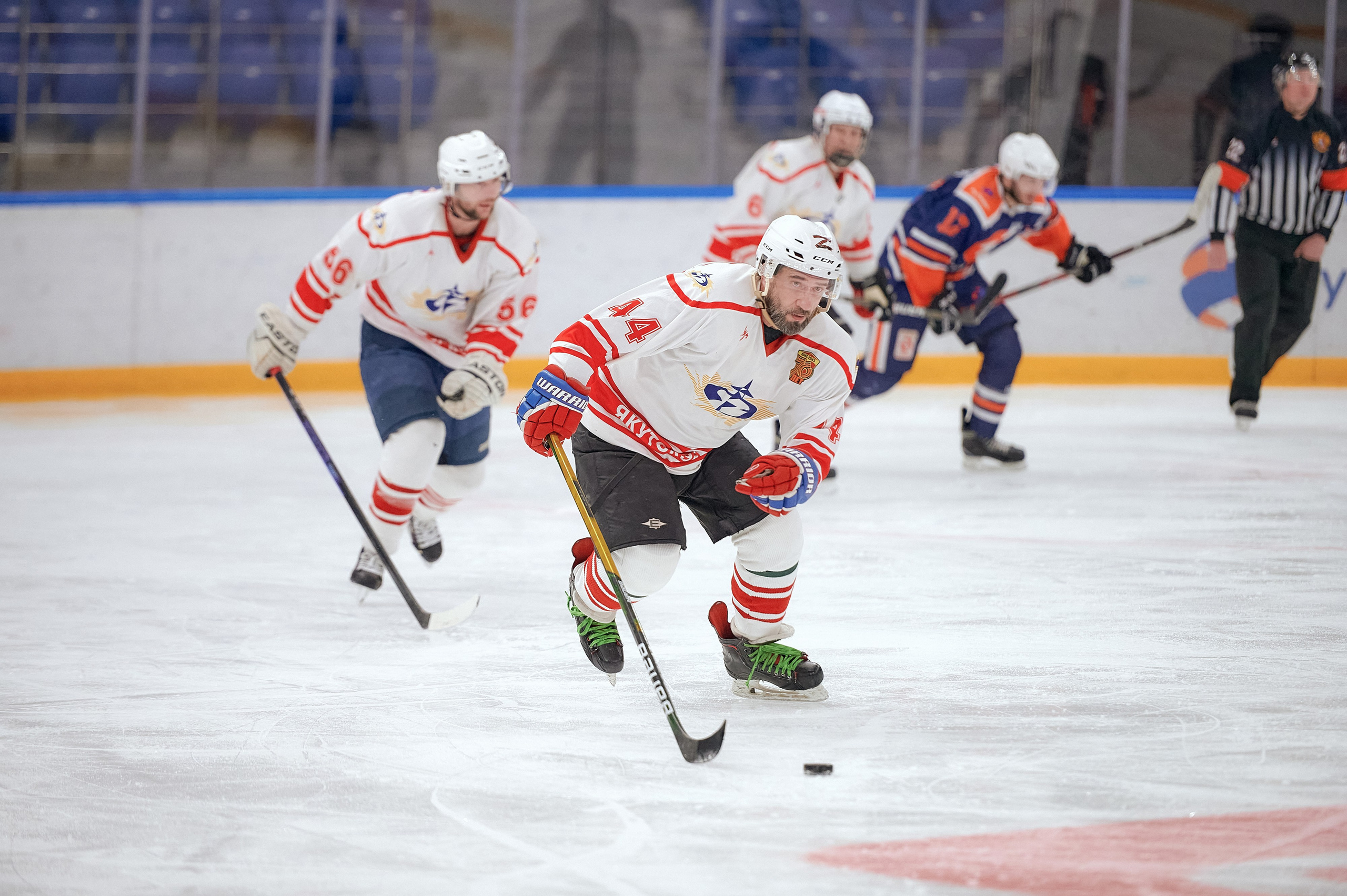 Портфолио репортажной фотосъёмки: Кристалл арена — Хоккей — РусГидро. Фотограф Яковлев Роман — Красноярск