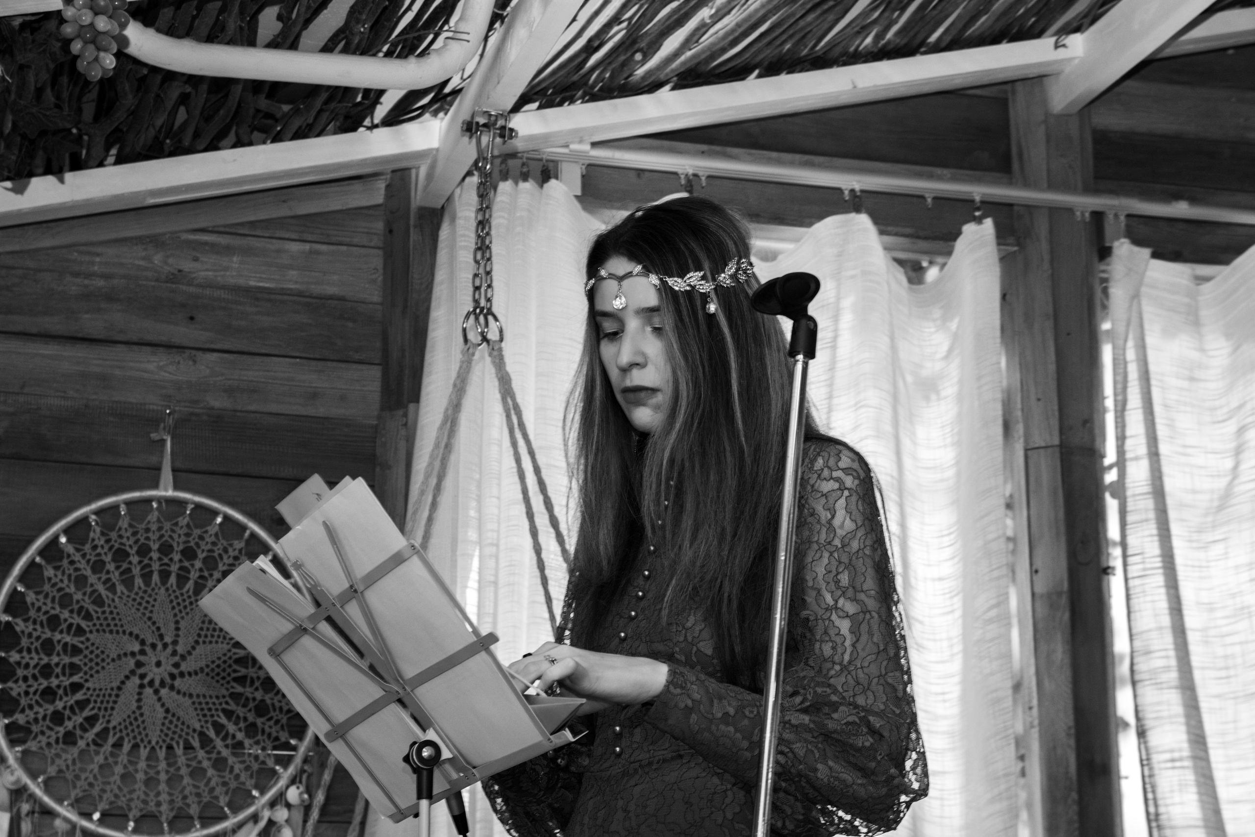 Творческий вечер автофикшн-книги Оли Черных «Абдоминально». Репортажный фотограф в Москве Legiodot