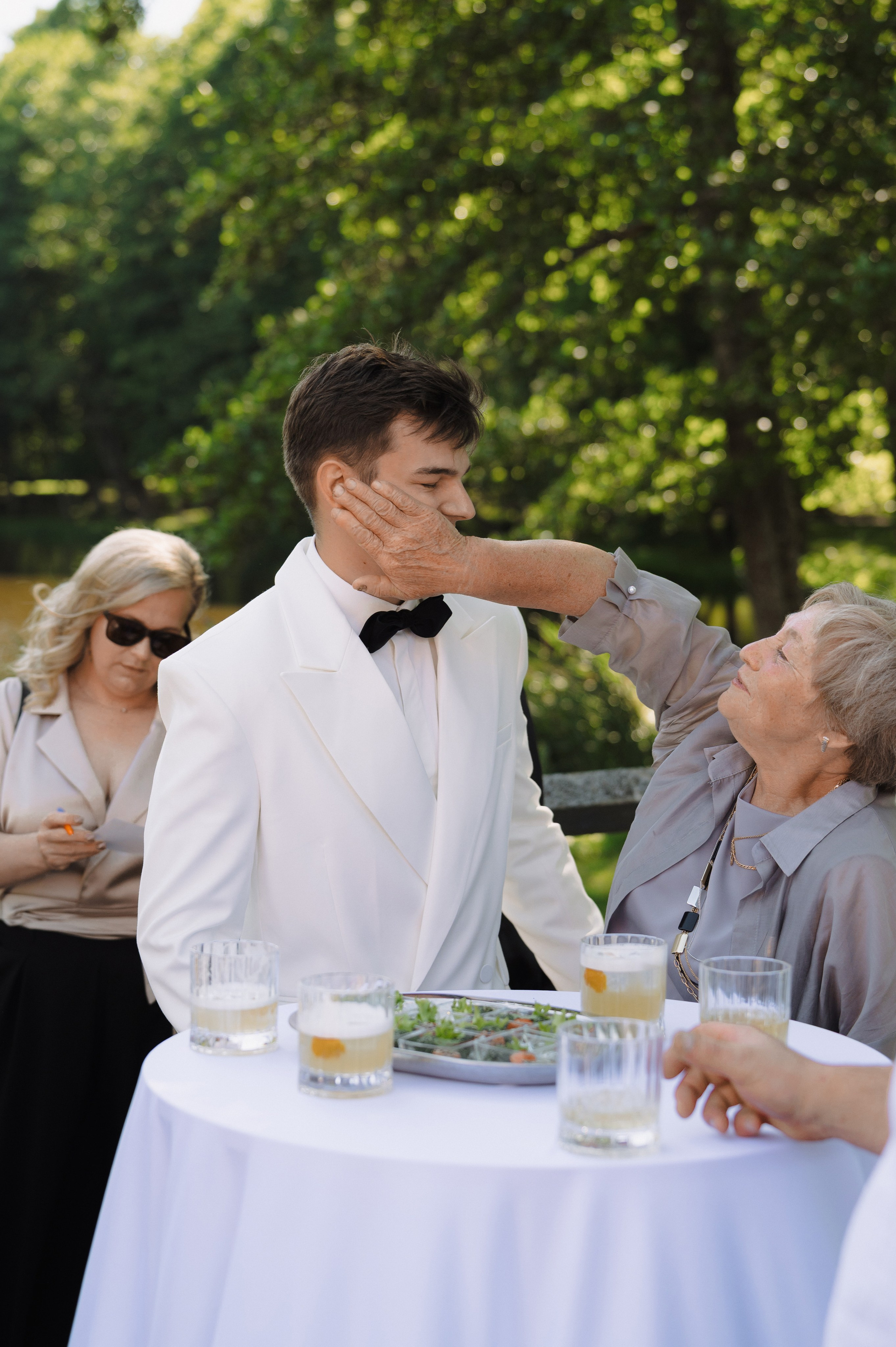 Свадебная фотосъемка в «Двор Стайки»