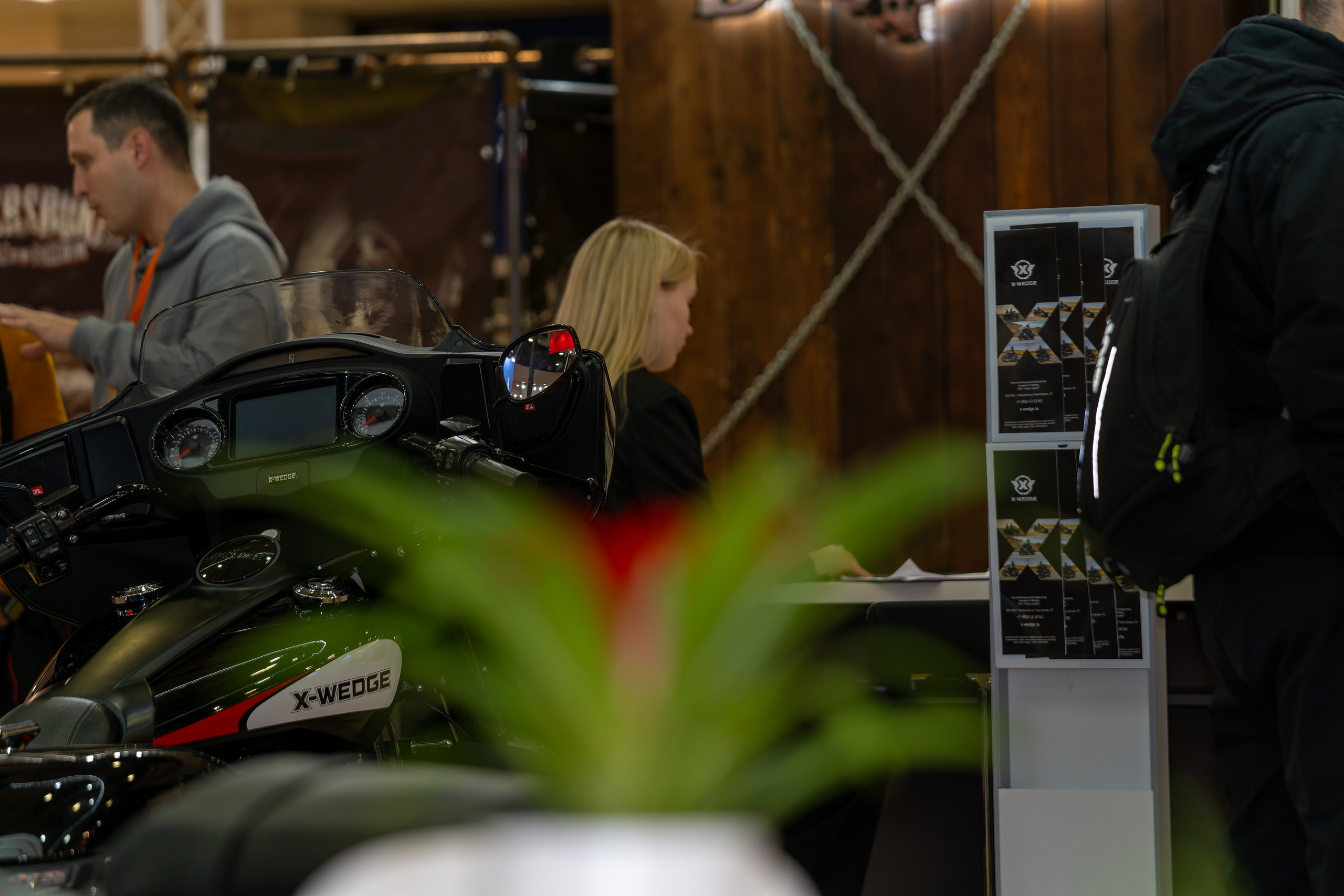 Прогулка по выставке Поехали 2023. «Студия DRONAVT`s» — видеосъёмка и фотография г. Москва