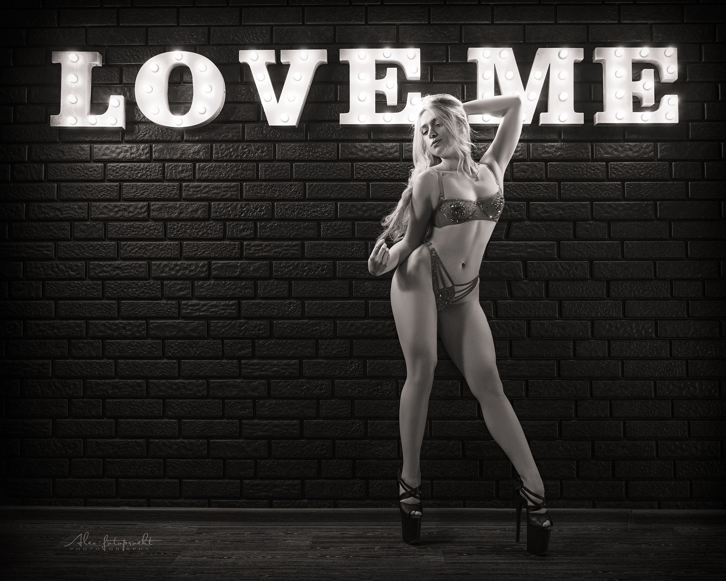 Даша «Love me studio». Fitness, PoleDance и Nude-art фотограф в Новосибирске Александр Коркин