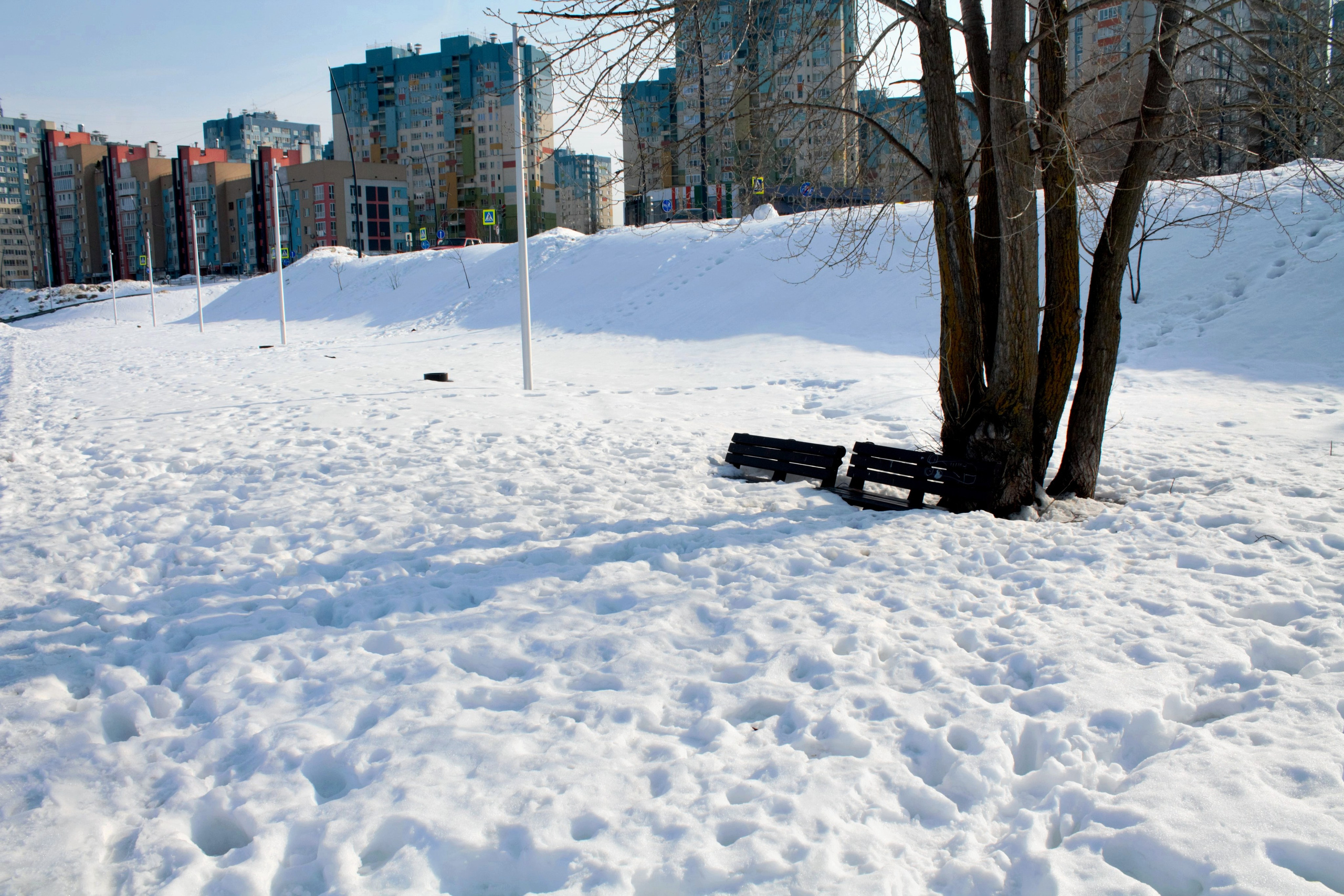 Весенняя прогулка по набережной Волги. Isaev-foto.ru