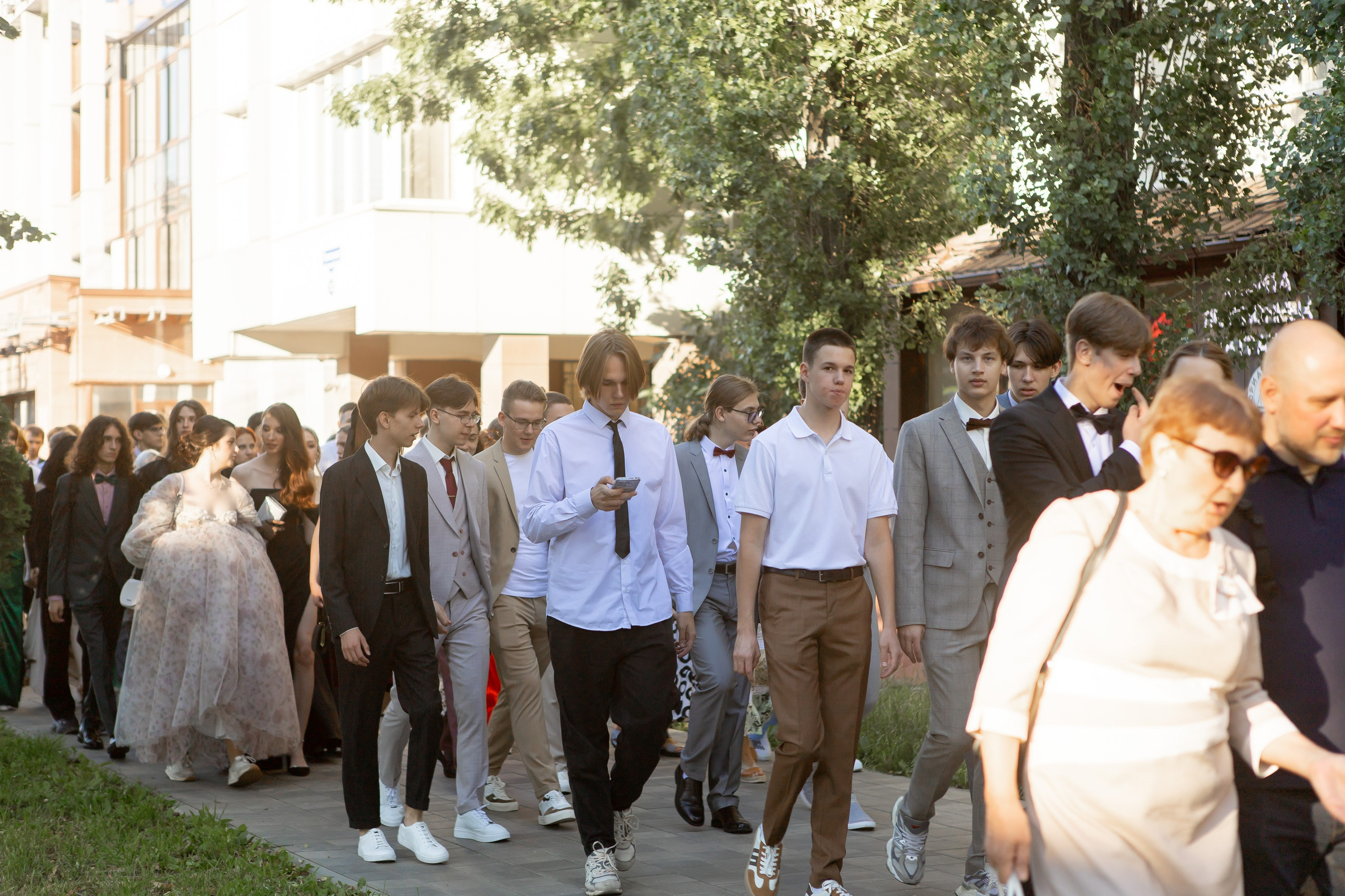 Выпускной Гимназия 12 2024 г. Свадебный и портретный Фотограф в Липецке Дмитрий Котюков