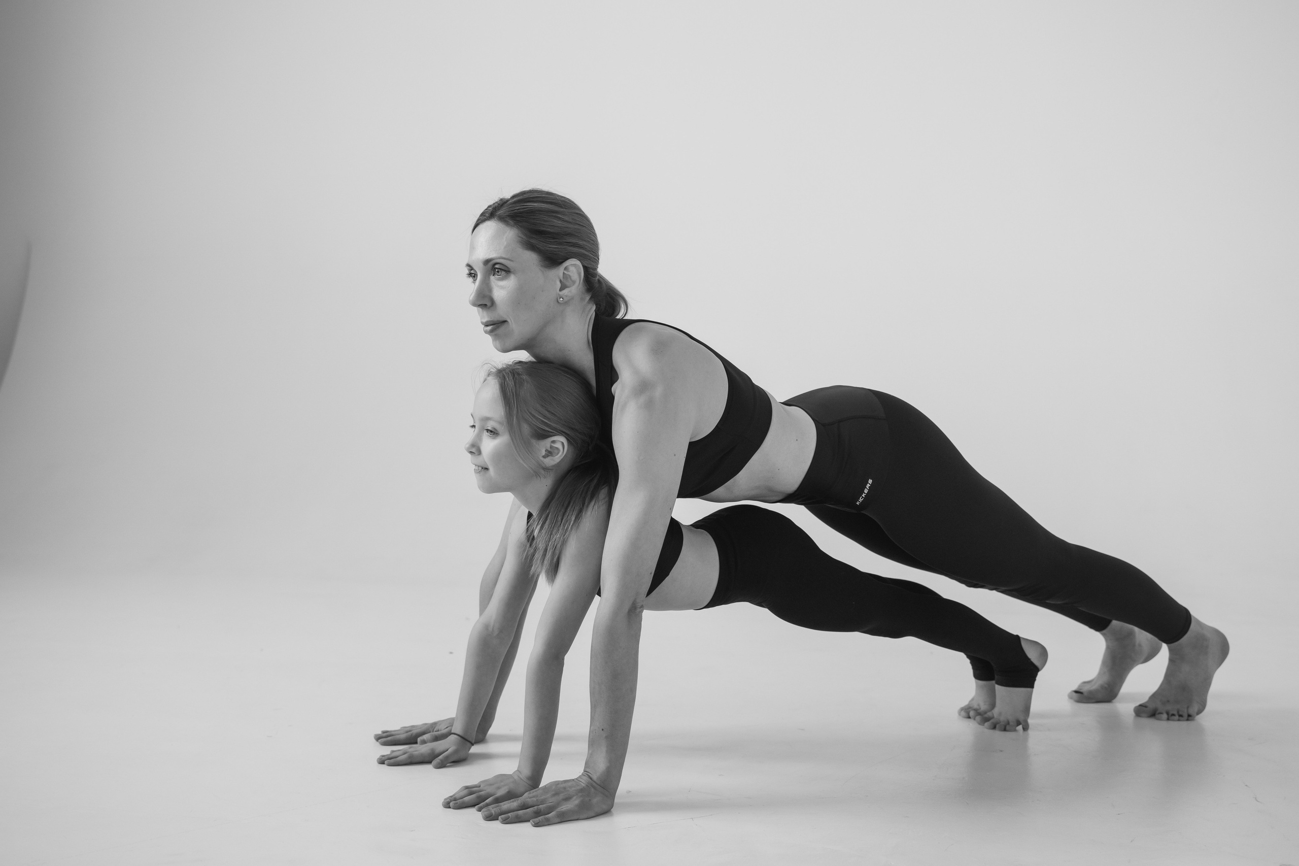 Мама и дочь. Главная