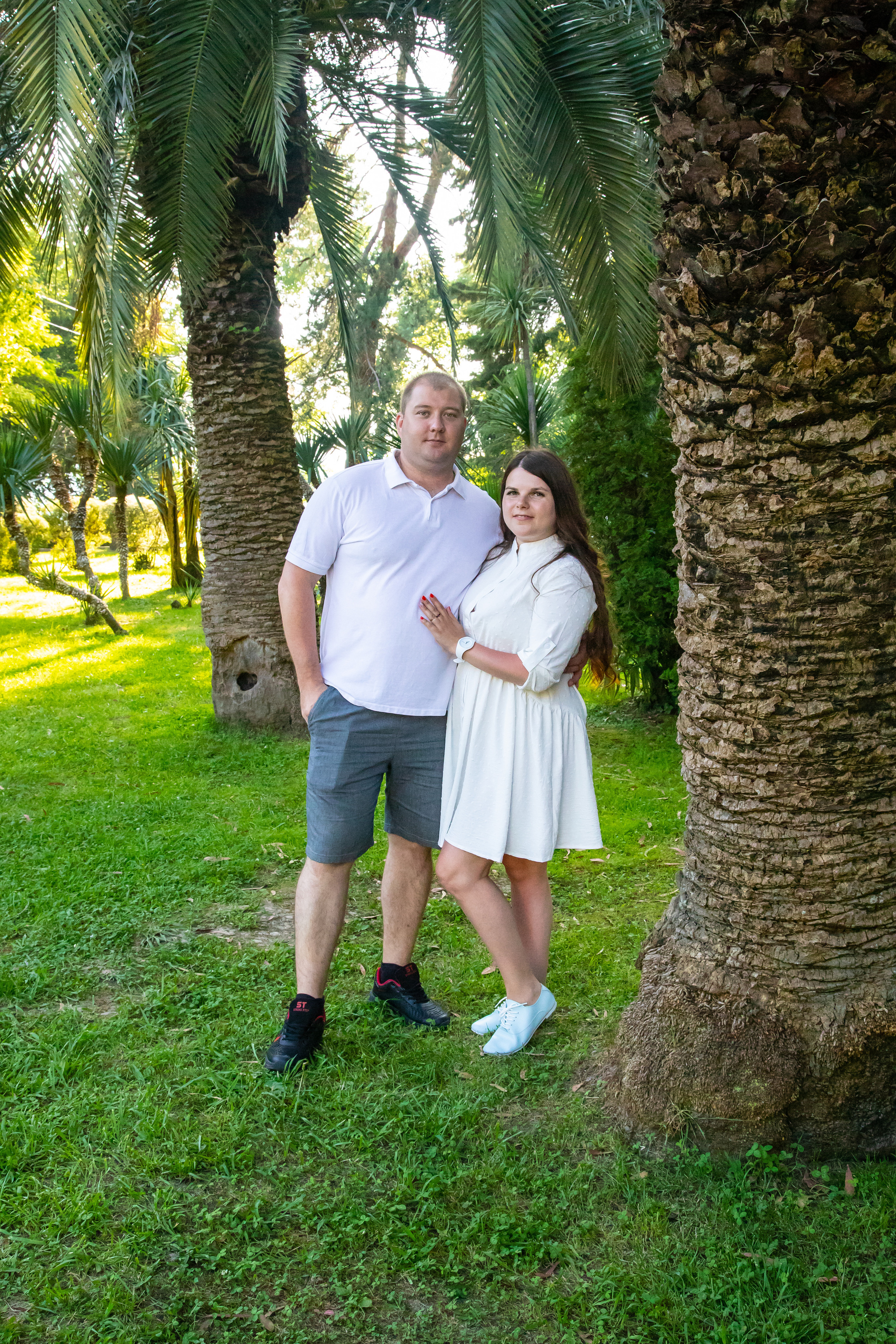 Елена со своей любимой, большой семьёй на сквере за Зимним театром и у моря. Фотограф Сочи, Адлер, Красная Поляна — Вероника Радченко