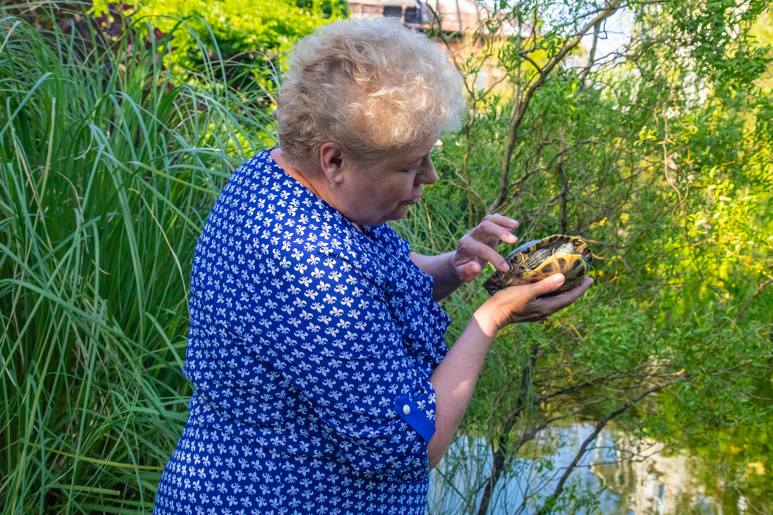 Елена со своей любимой, большой семьёй на сквере за Зимним театром и у моря. Фотограф Сочи, Адлер, Красная Поляна — Вероника Радченко