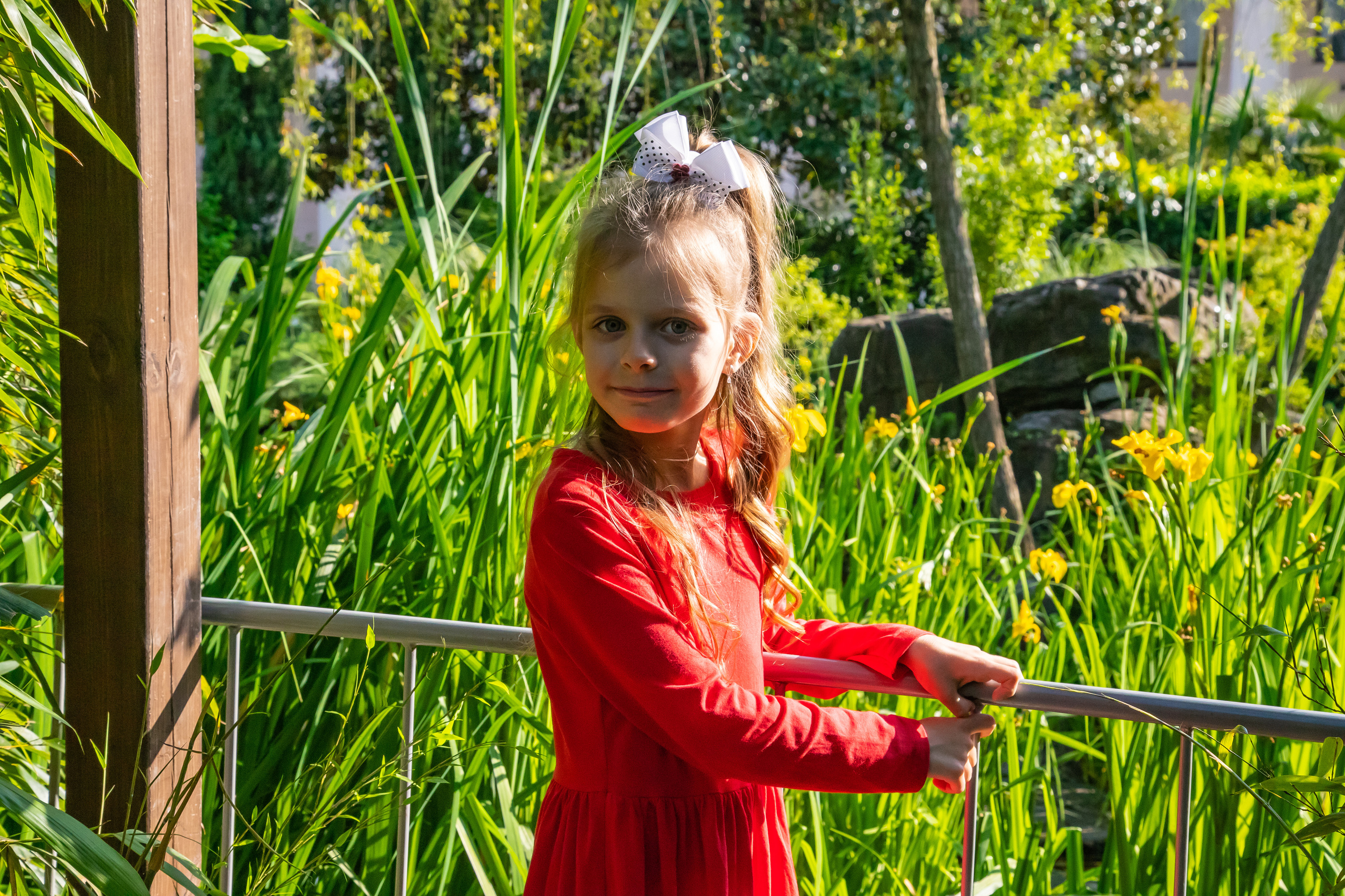 Елена со своей любимой, большой семьёй на сквере за Зимним театром и у моря. Фотограф Сочи, Адлер, Красная Поляна — Вероника Радченко