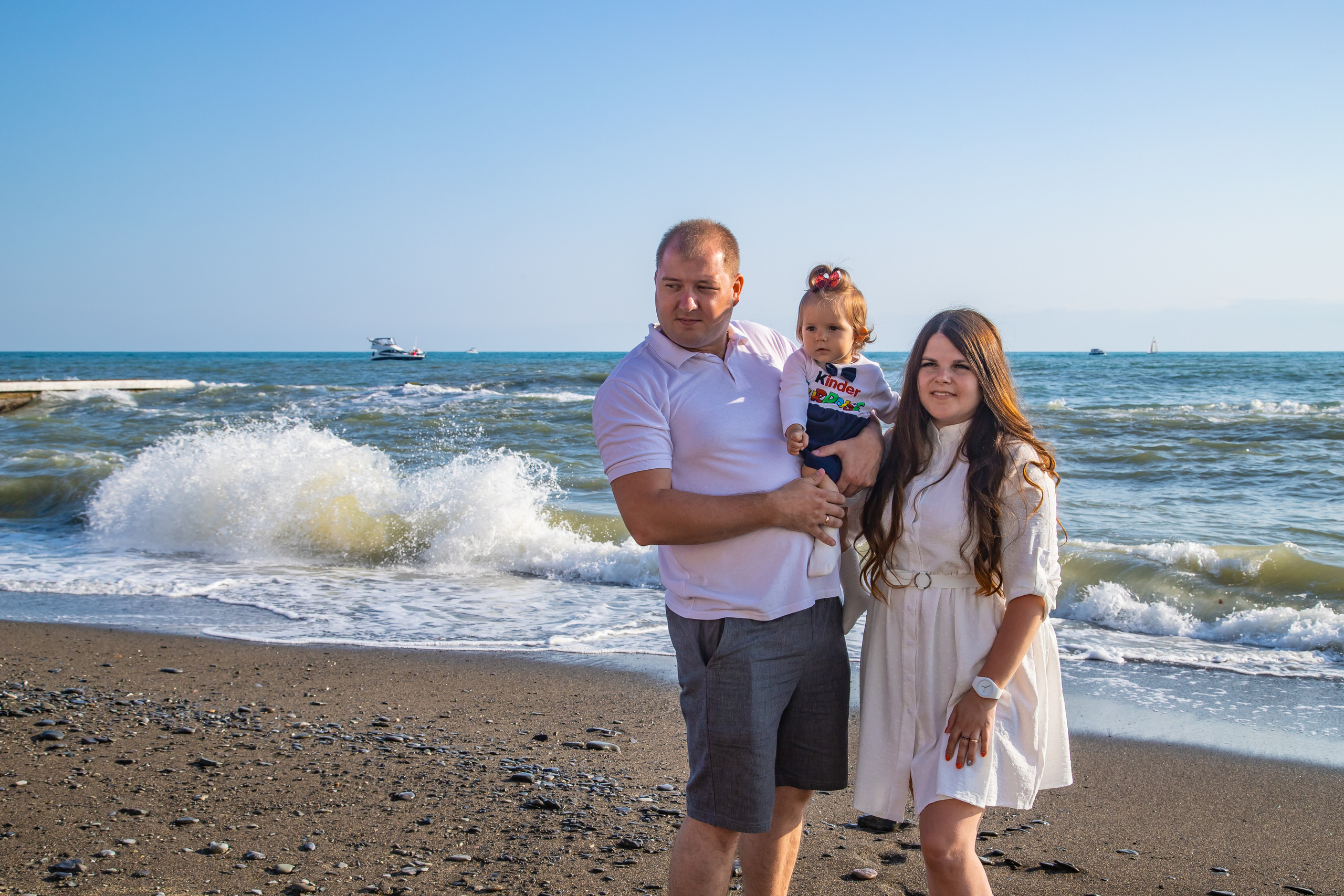 Елена со своей любимой, большой семьёй на сквере за Зимним театром и у моря. Фотограф Сочи, Адлер, Красная Поляна — Вероника Радченко