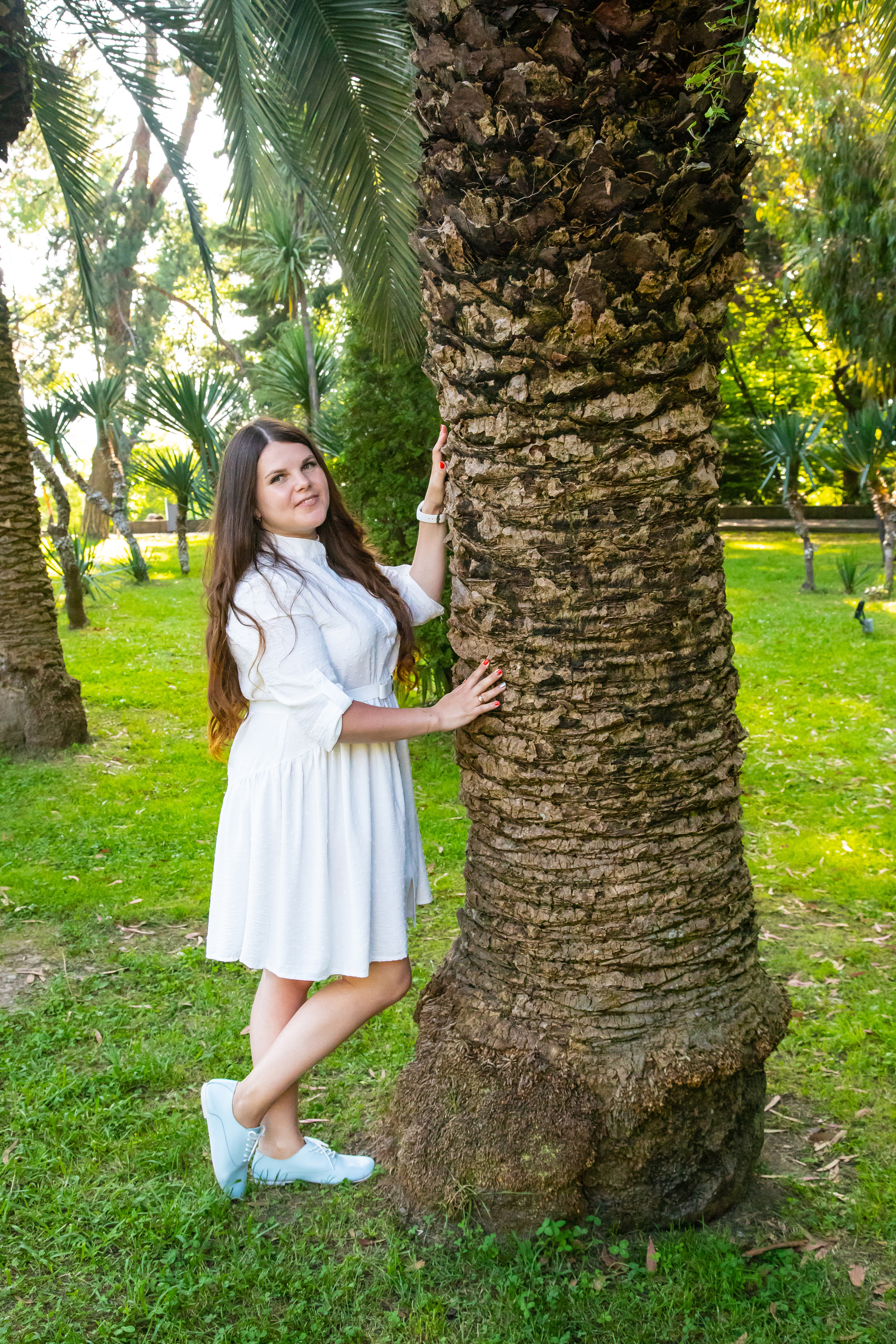 Елена со своей любимой, большой семьёй на сквере за Зимним театром и у моря. Фотограф Сочи, Адлер, Красная Поляна — Вероника Радченко