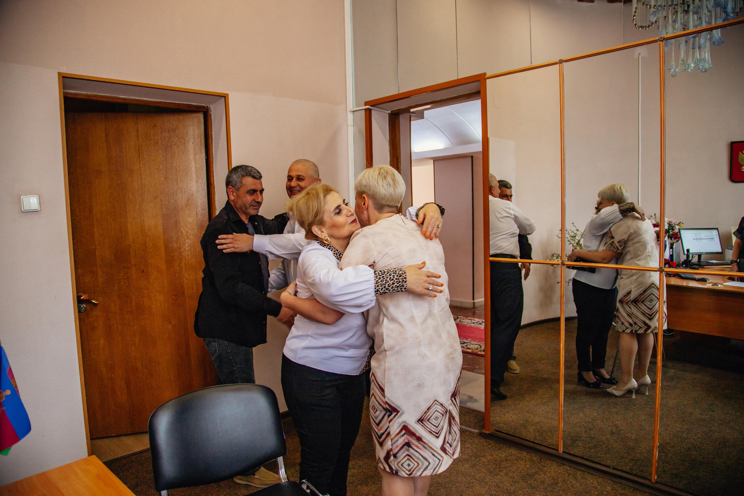 Счастье — на двоих! Роспись в ЗАГСе. Фотограф Сочи, Адлер, Красная Поляна — Вероника Радченко