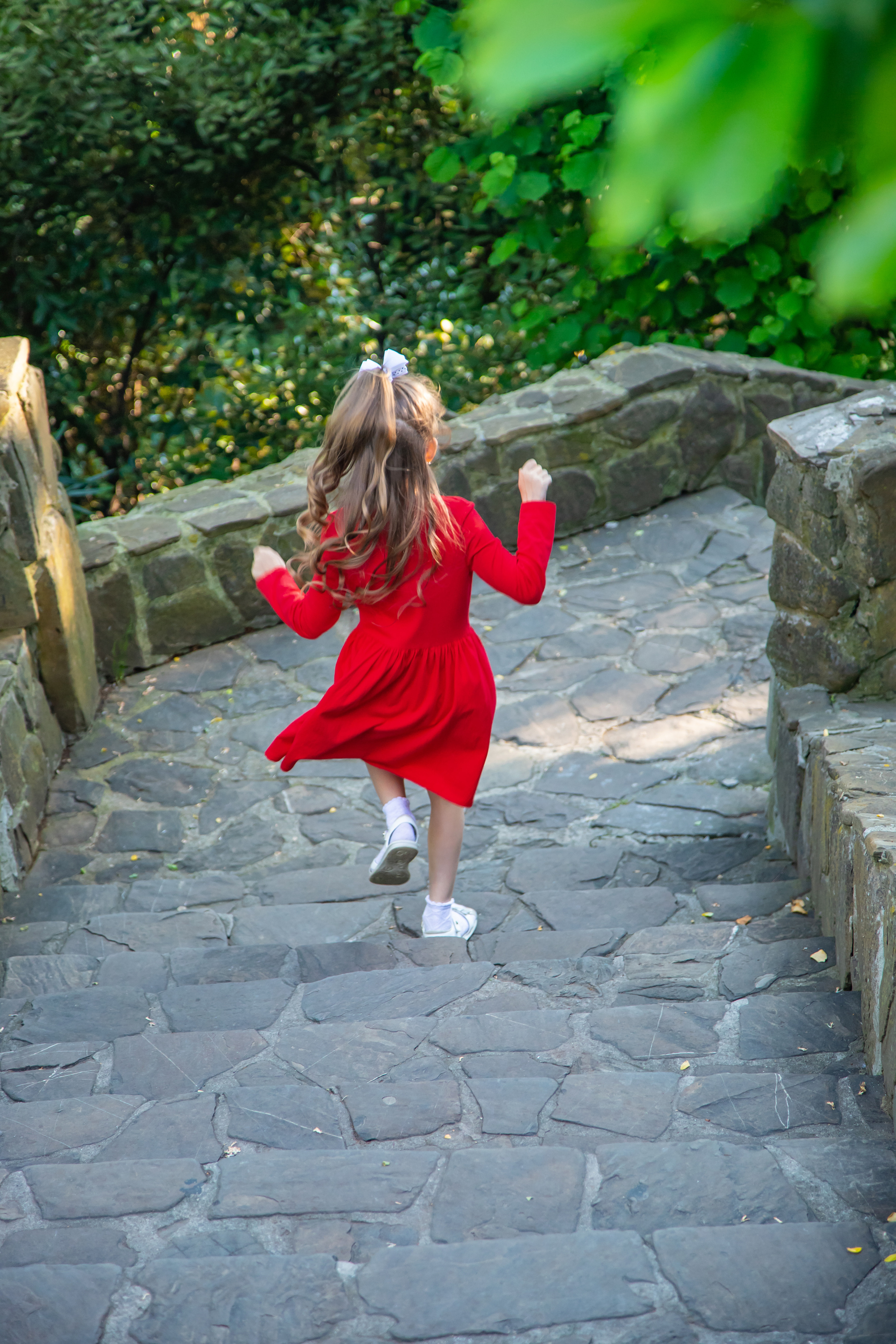 Елена со своей любимой, большой семьёй на сквере за Зимним театром и у моря. Фотограф Сочи, Адлер, Красная Поляна — Вероника Радченко