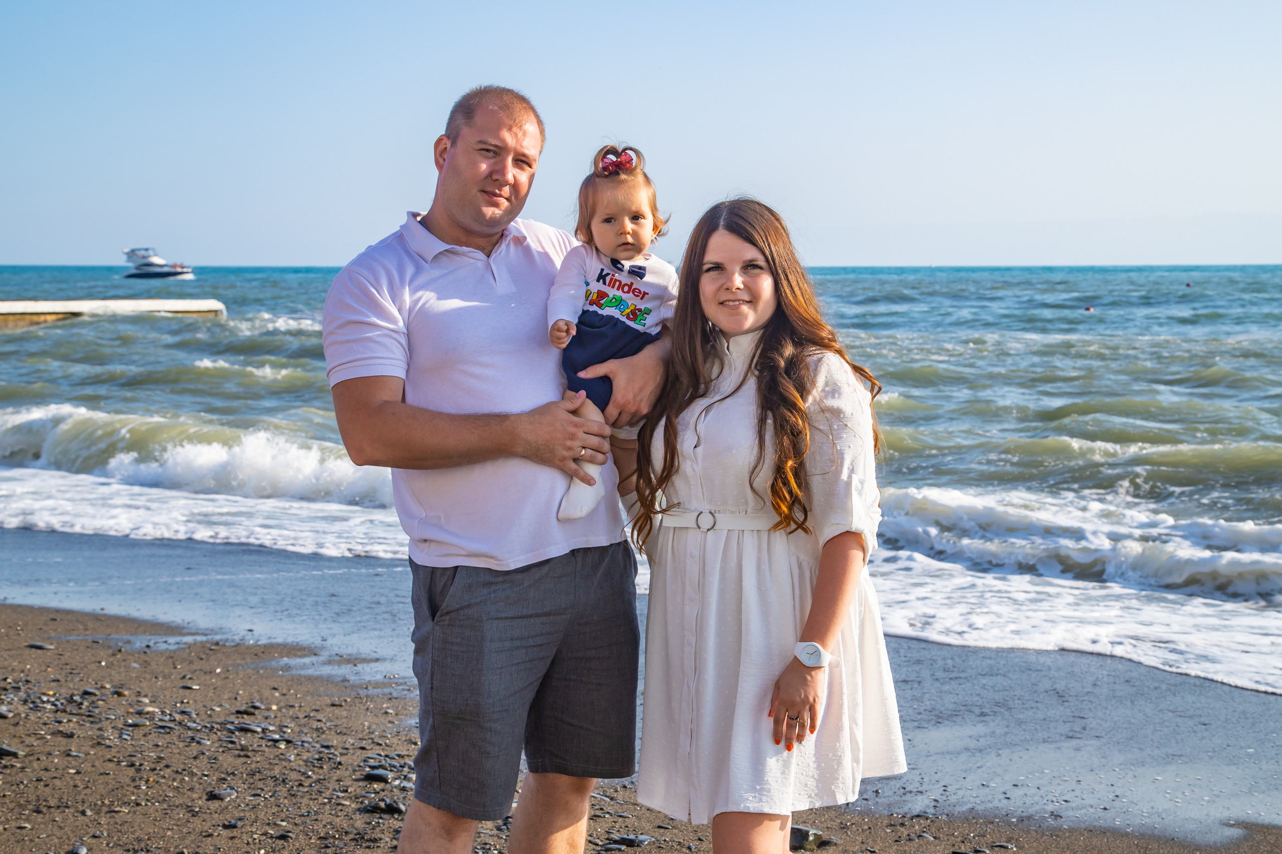 Елена со своей любимой, большой семьёй на сквере за Зимним театром и у моря. Фотограф Сочи, Адлер, Красная Поляна — Вероника Радченко