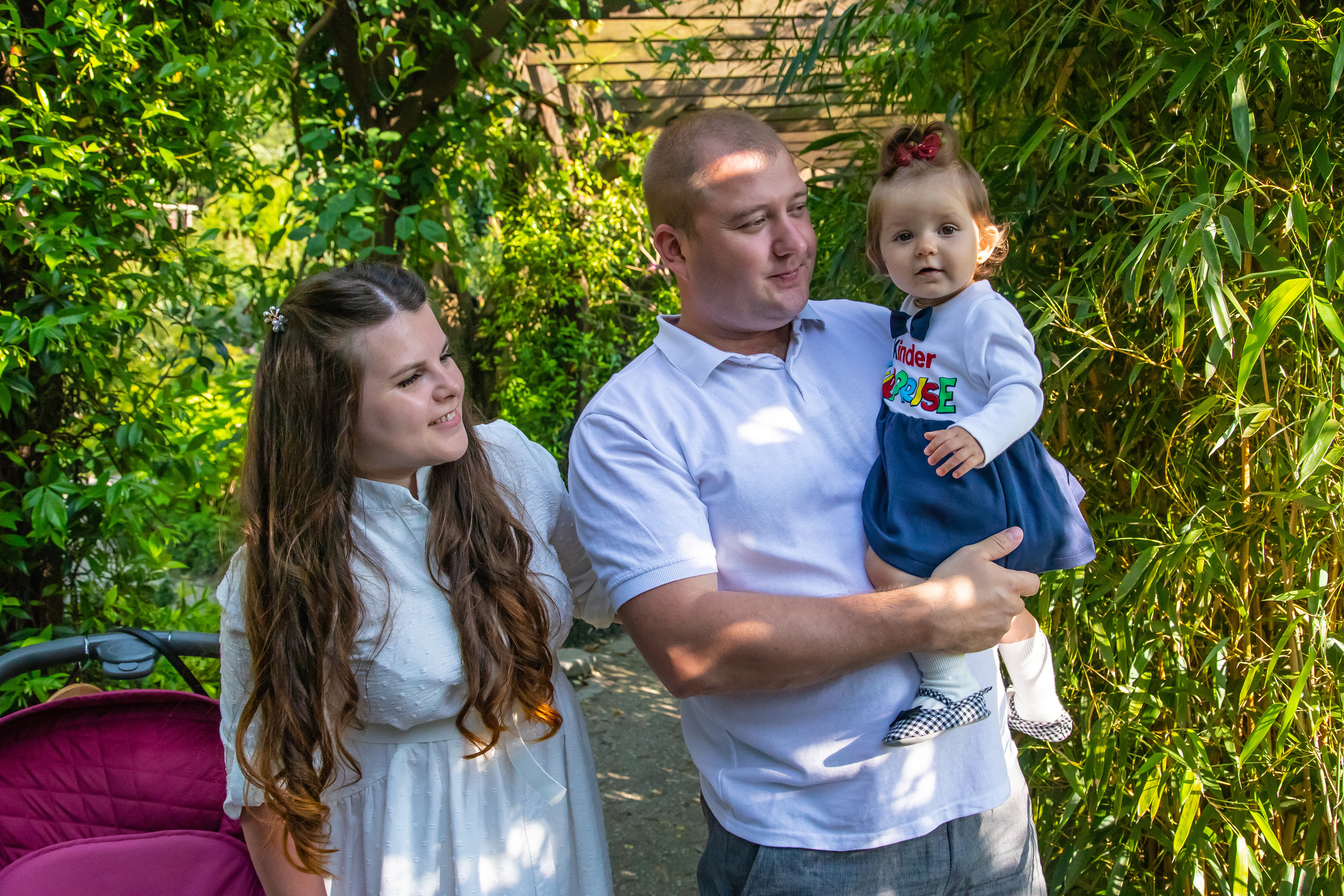 Елена со своей любимой, большой семьёй на сквере за Зимним театром и у моря. Фотограф Сочи, Адлер, Красная Поляна — Вероника Радченко